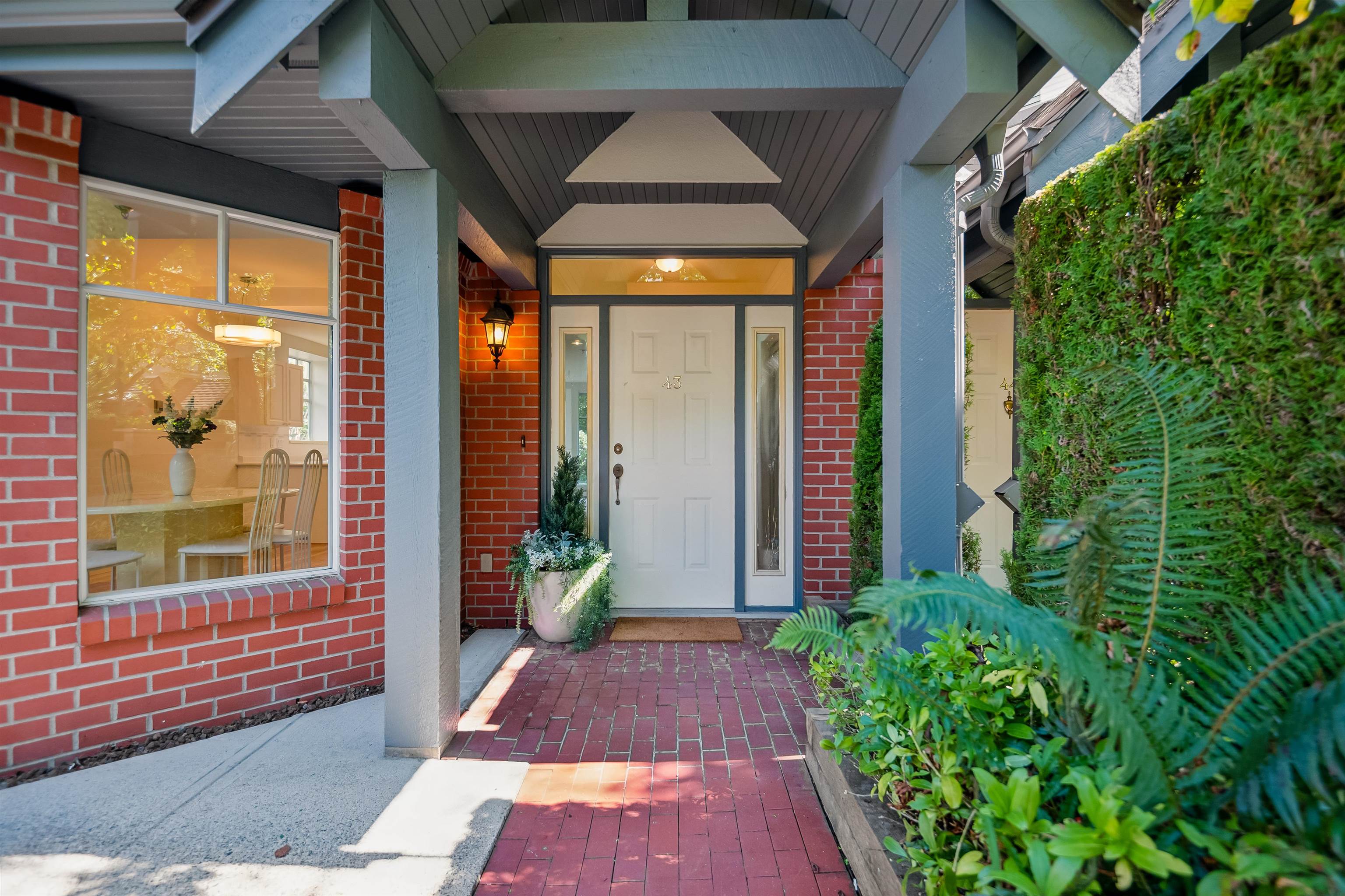 5880 Hampton Place #43, Vancouver, BC V6T 2E9