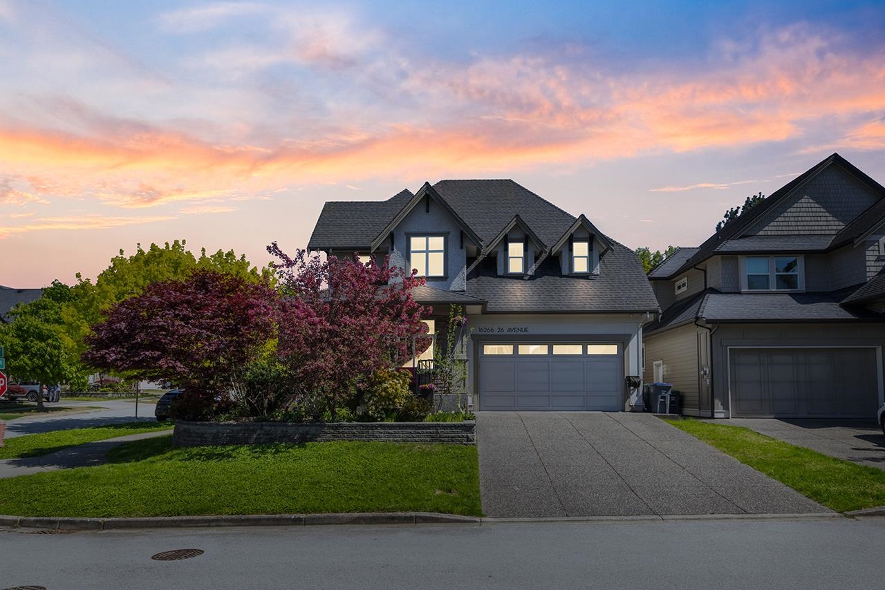 26 Avenue, Surrey, BC V3Z 6Z3