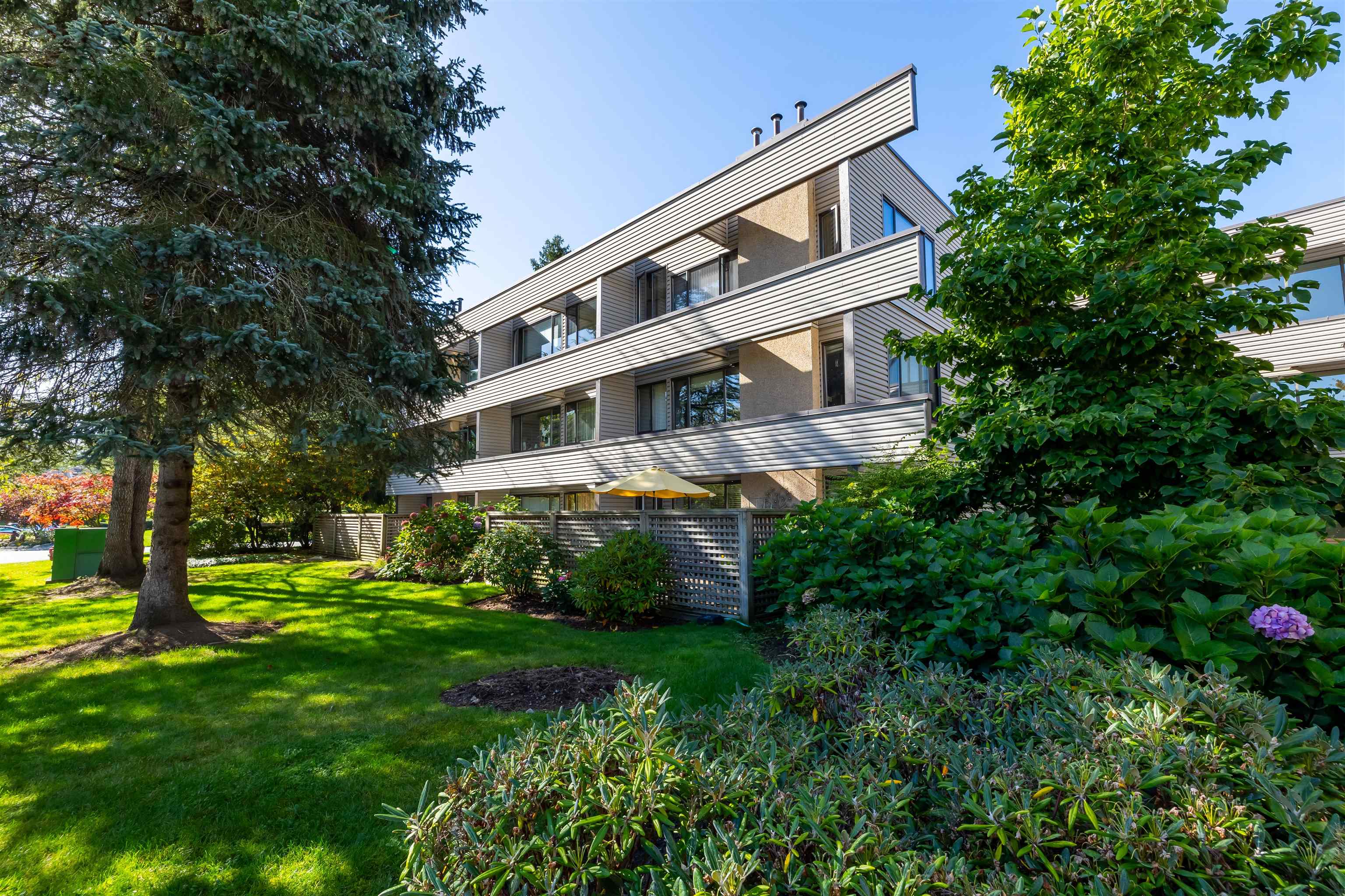 15275 19 Avenue #217, Surrey, BC V4A 1X6
