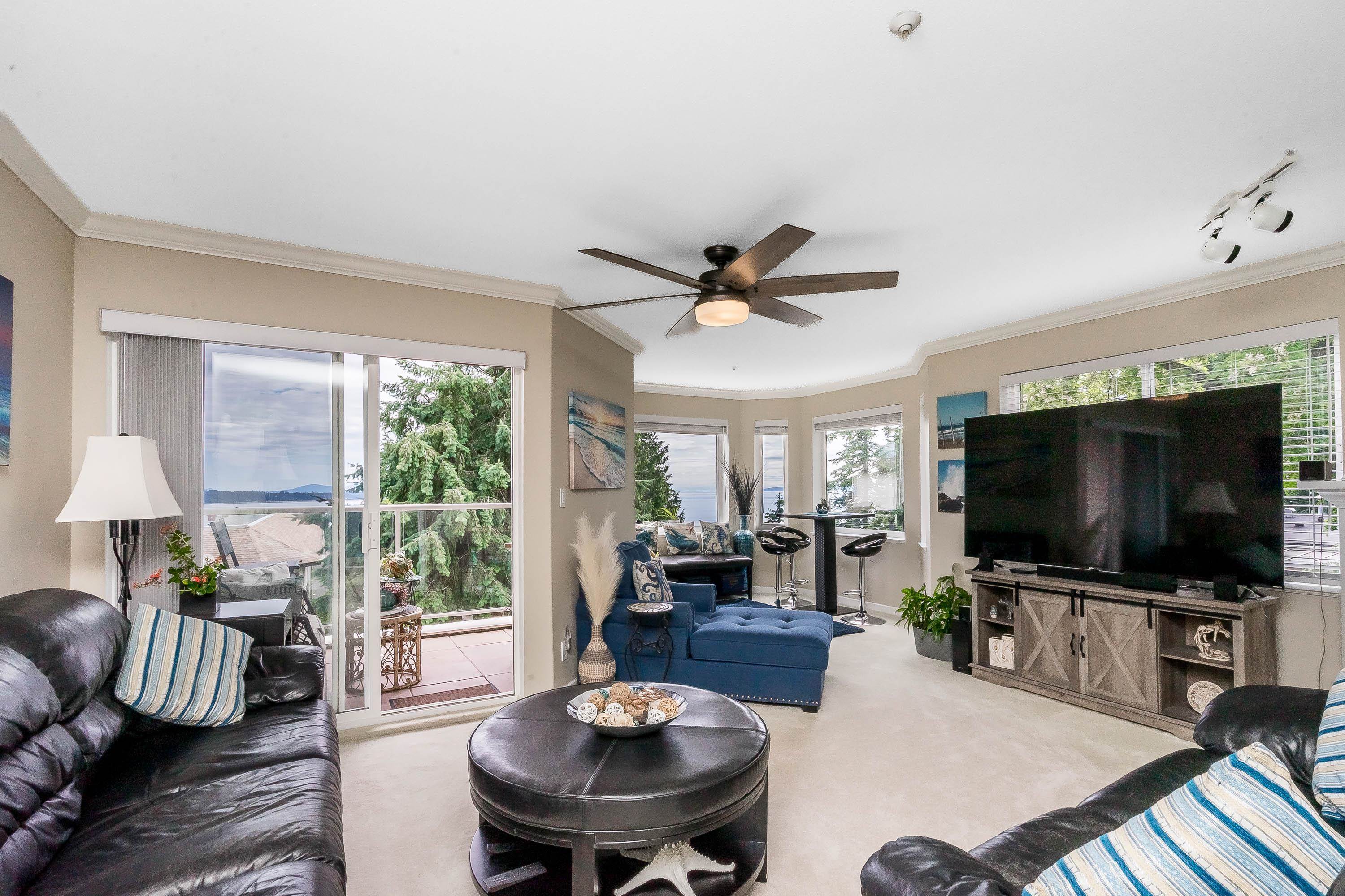 14934 Thrift Avenue #201, White Rock, BC V4B 2J9