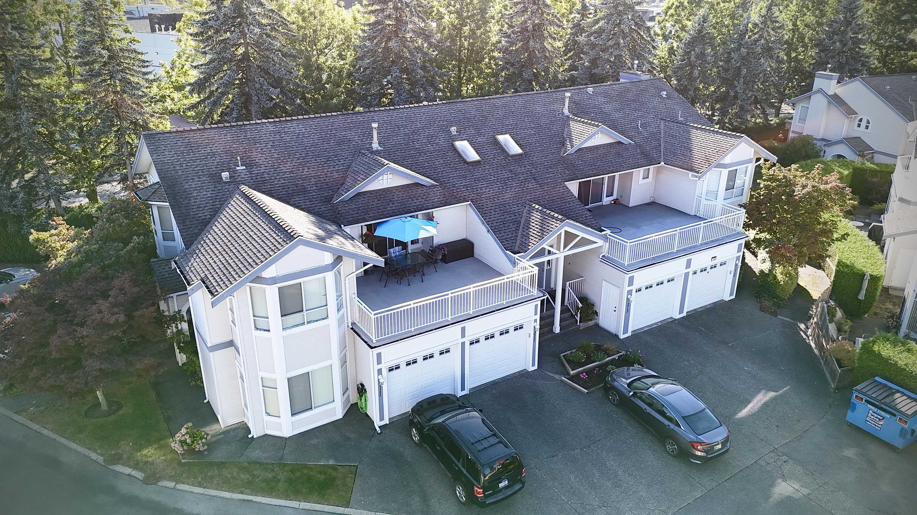 9072 Fleetwood Way #212, Surrey, BC V3R 0M6