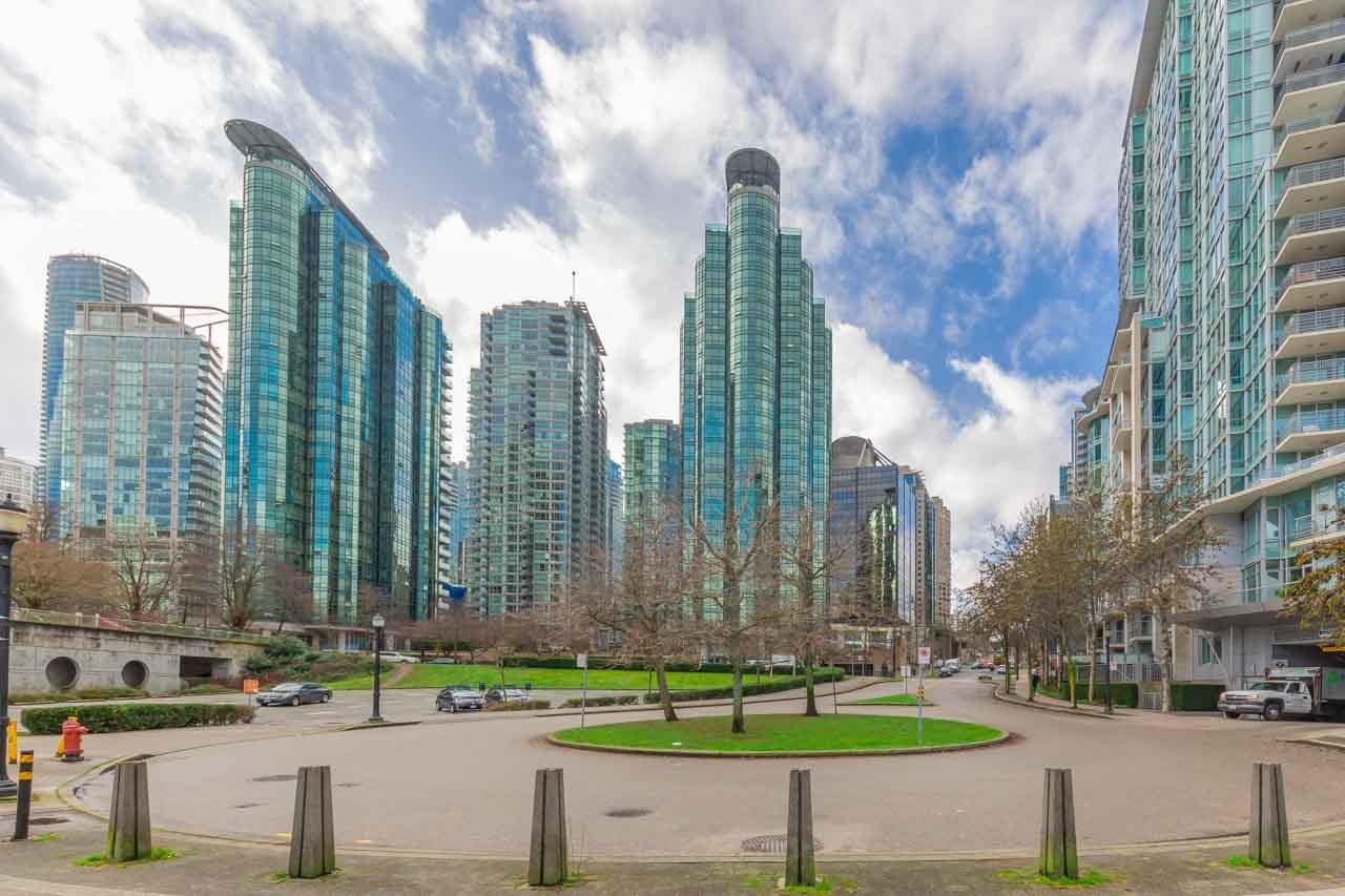 493 Broughton Street, Vancouver, BC V6G 3E8