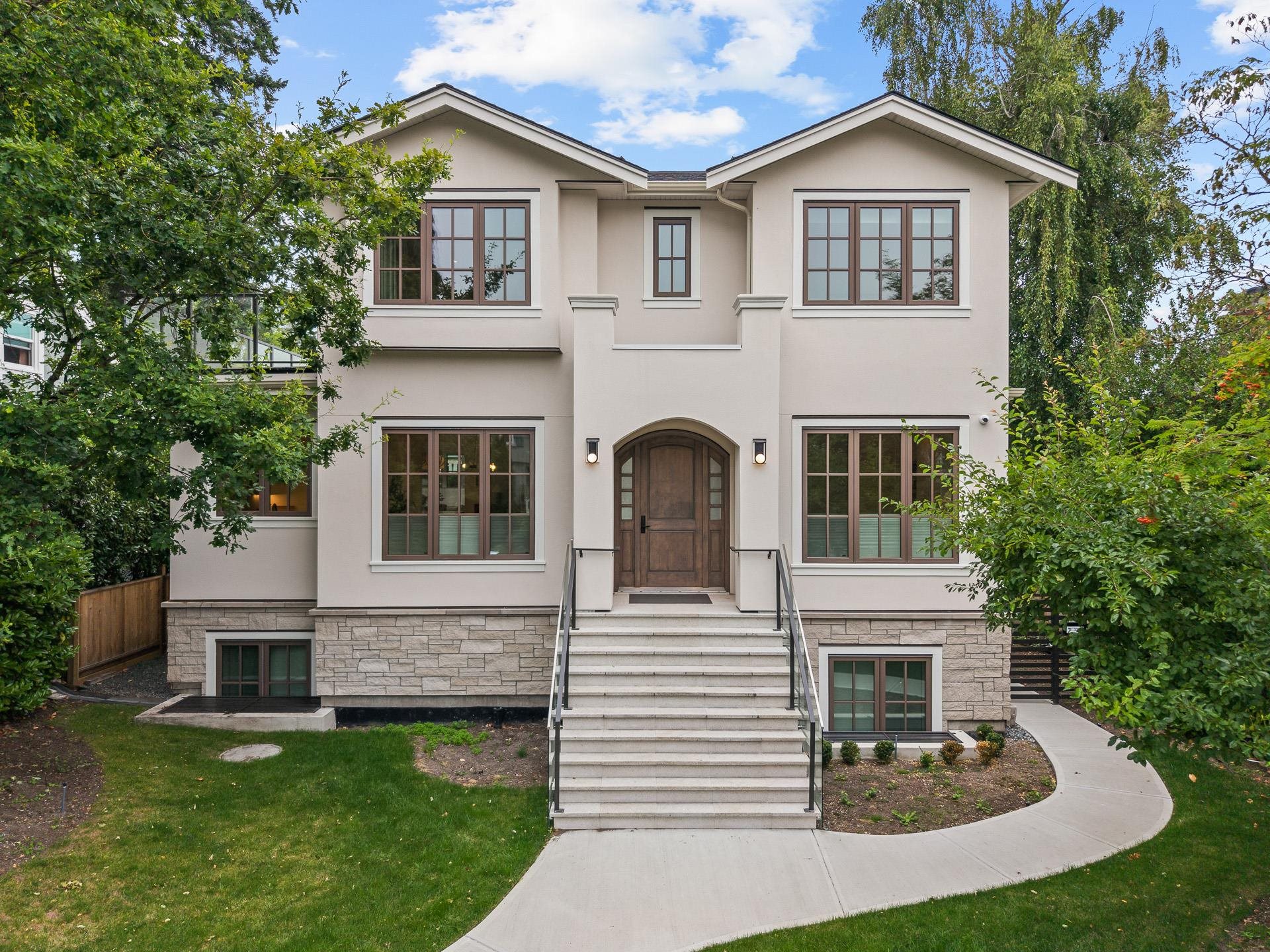 3227 West 35th Avenue, Vancouver, BC V6N 2M9