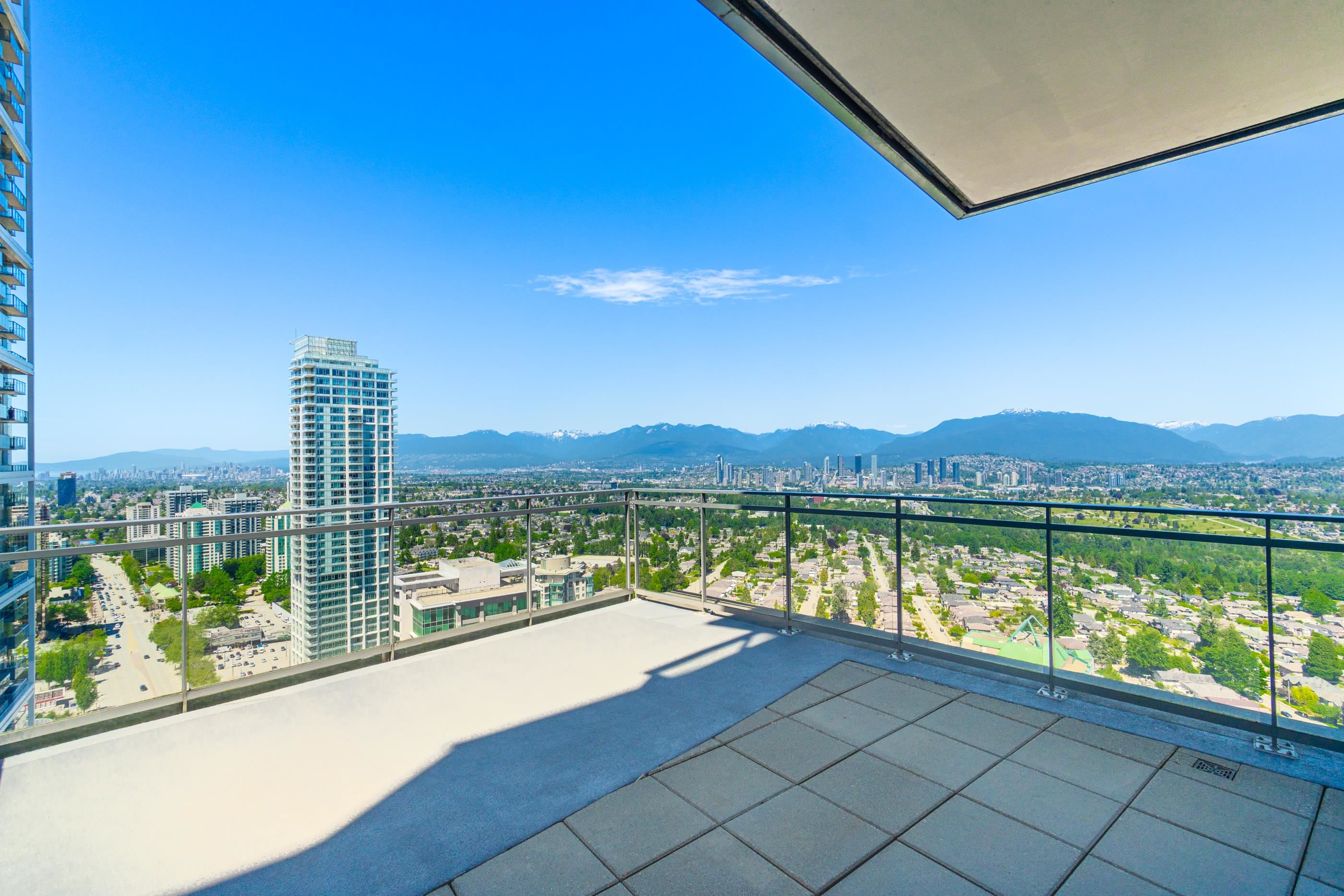 4688 Kingsway #3802, Burnaby, BC V5H 0E9
