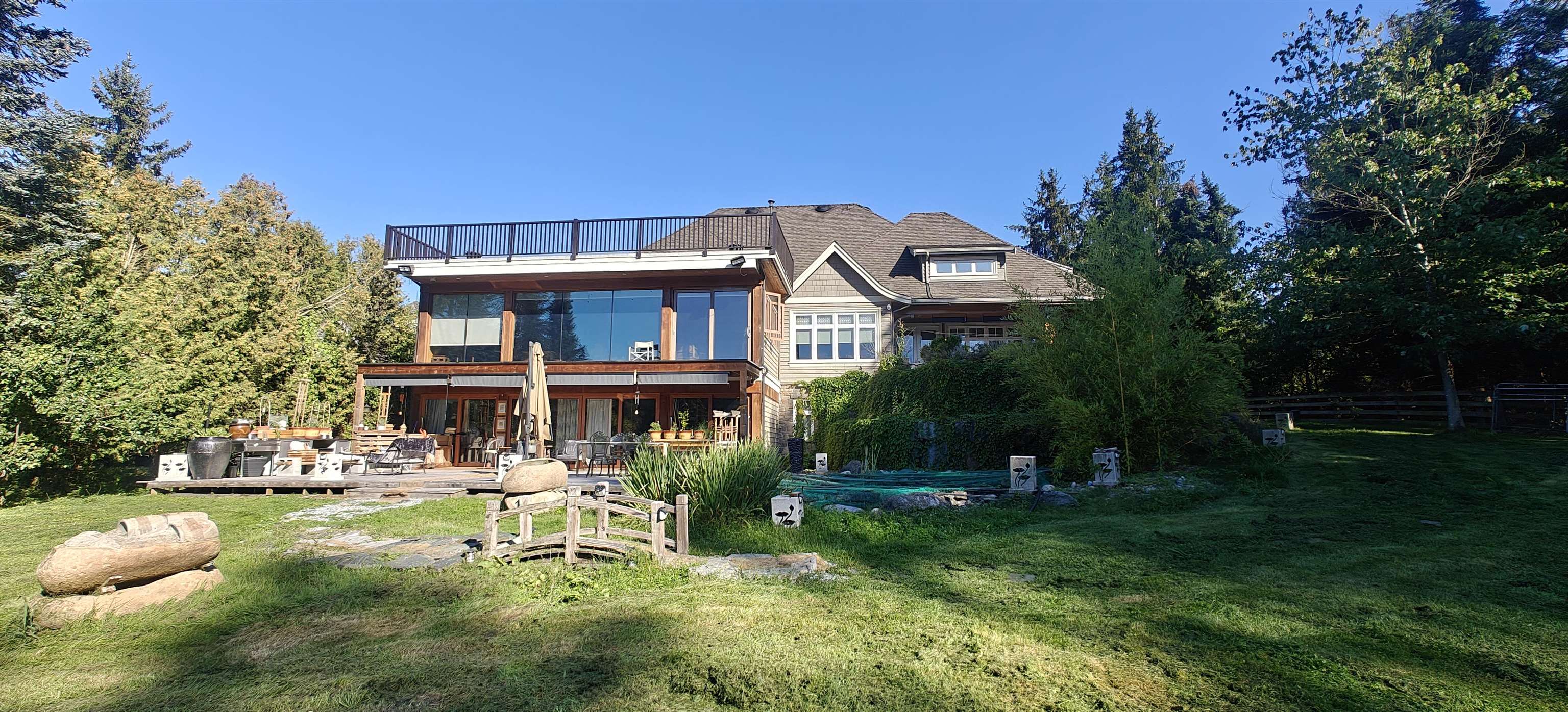 8 Avenue, Langley, BC V2Z 2X9