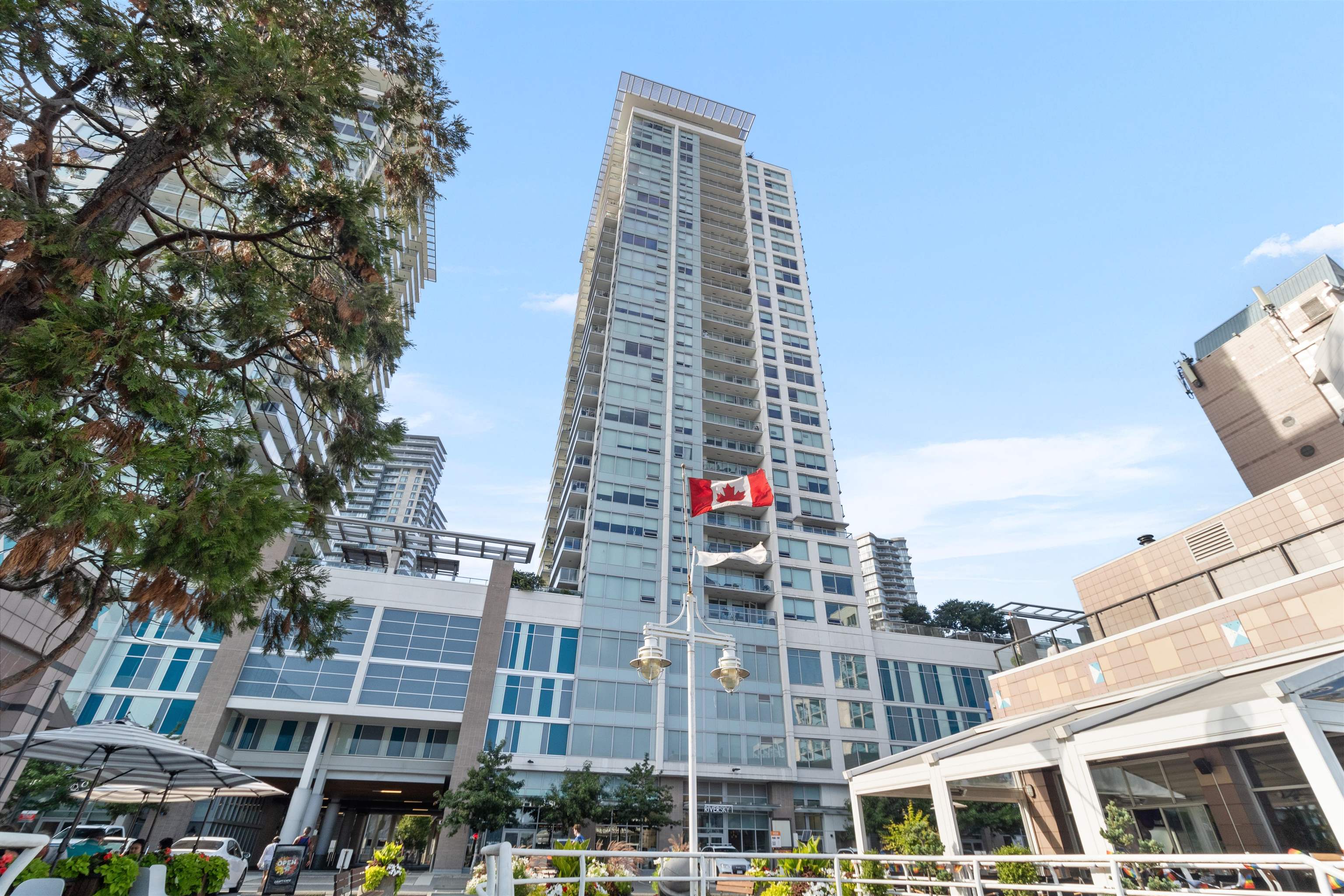 908 Quayside Drive #2711, New Westminster, BC V3M 0L4