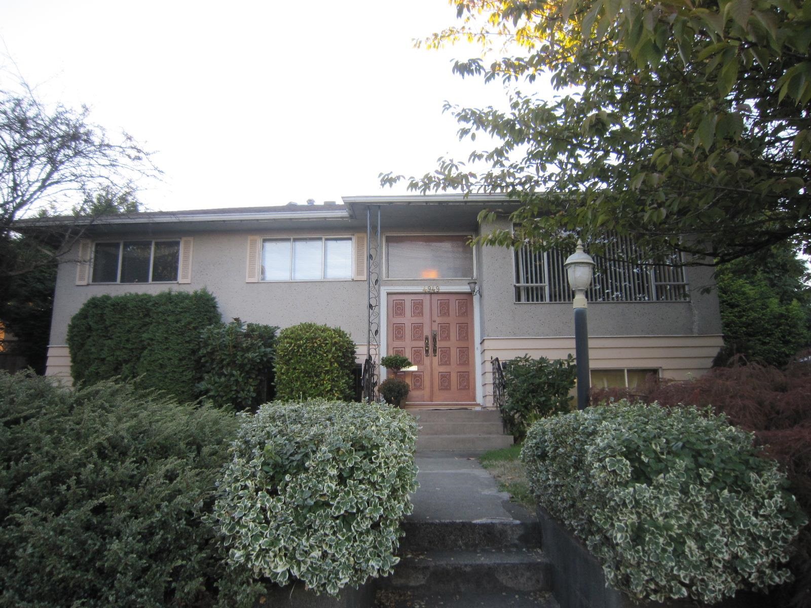 4949 Pioneer Avenue, Burnaby, BC V5G 3J5