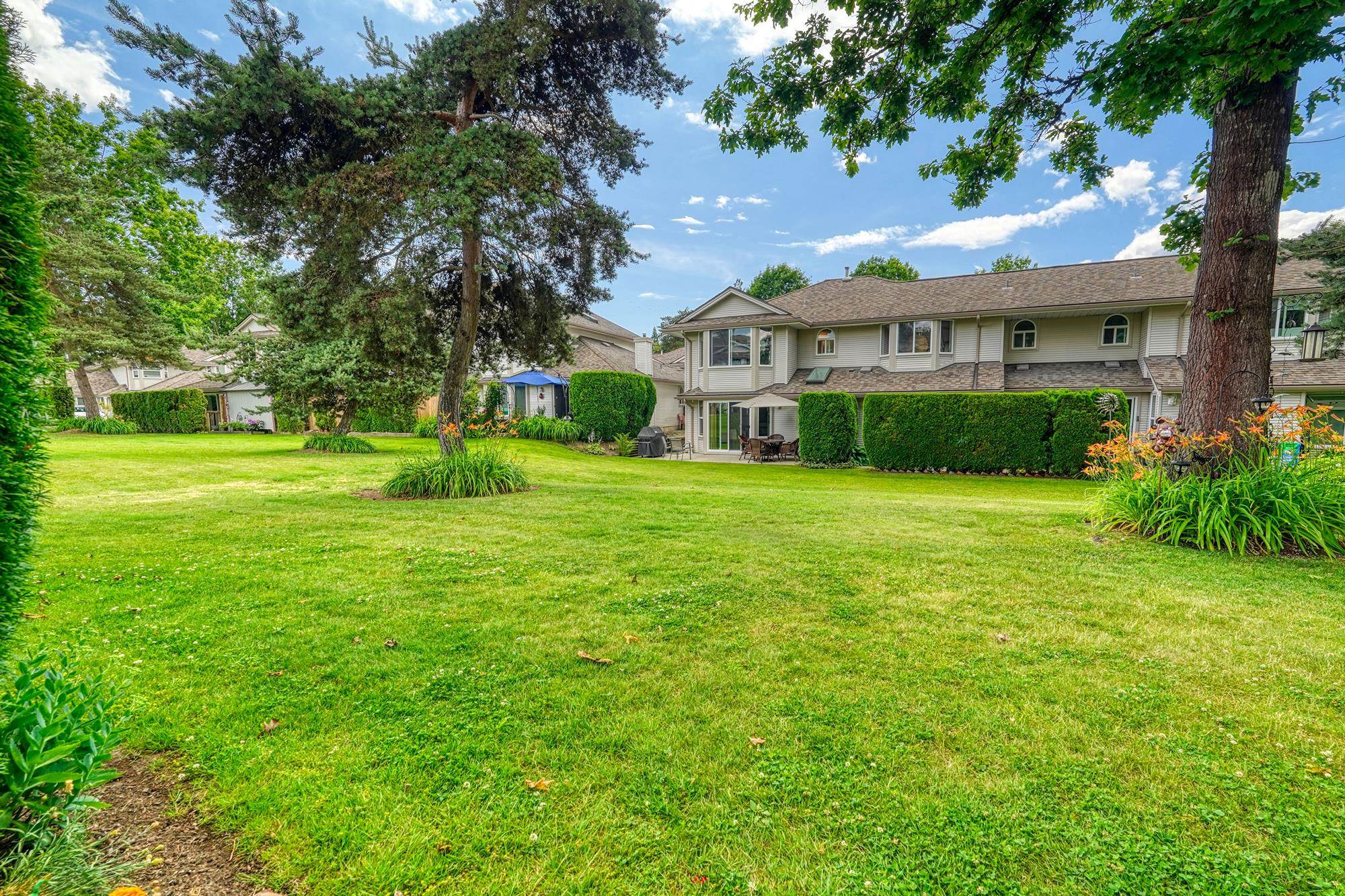 9045 Walnut Grove Drive #102, Langley, BC V1M 2E1