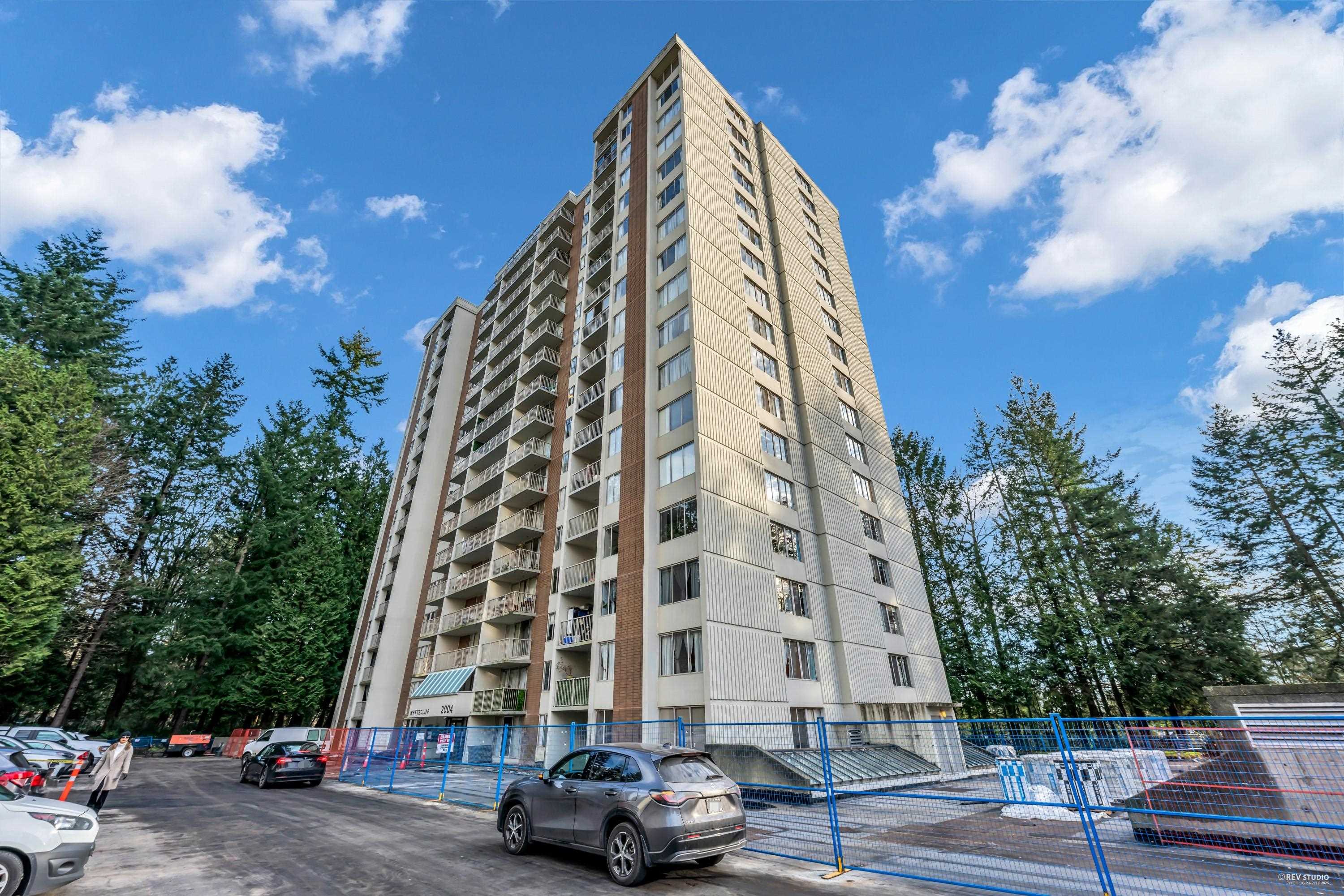 2004 Fullerton Avenue #1010, North Vancouver, BC V7P 3G8