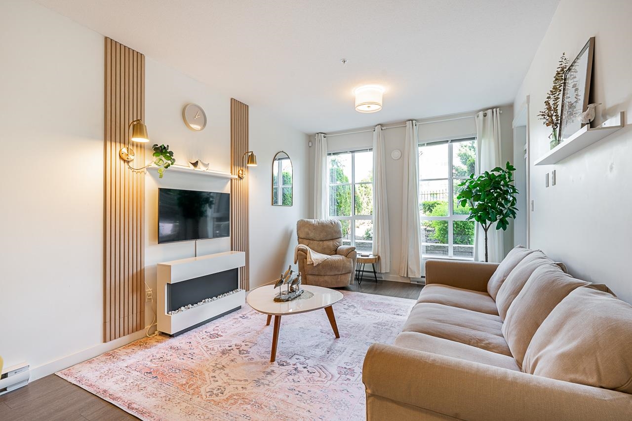 15138 34 Avenue #122, Surrey, BC V3S 0L3