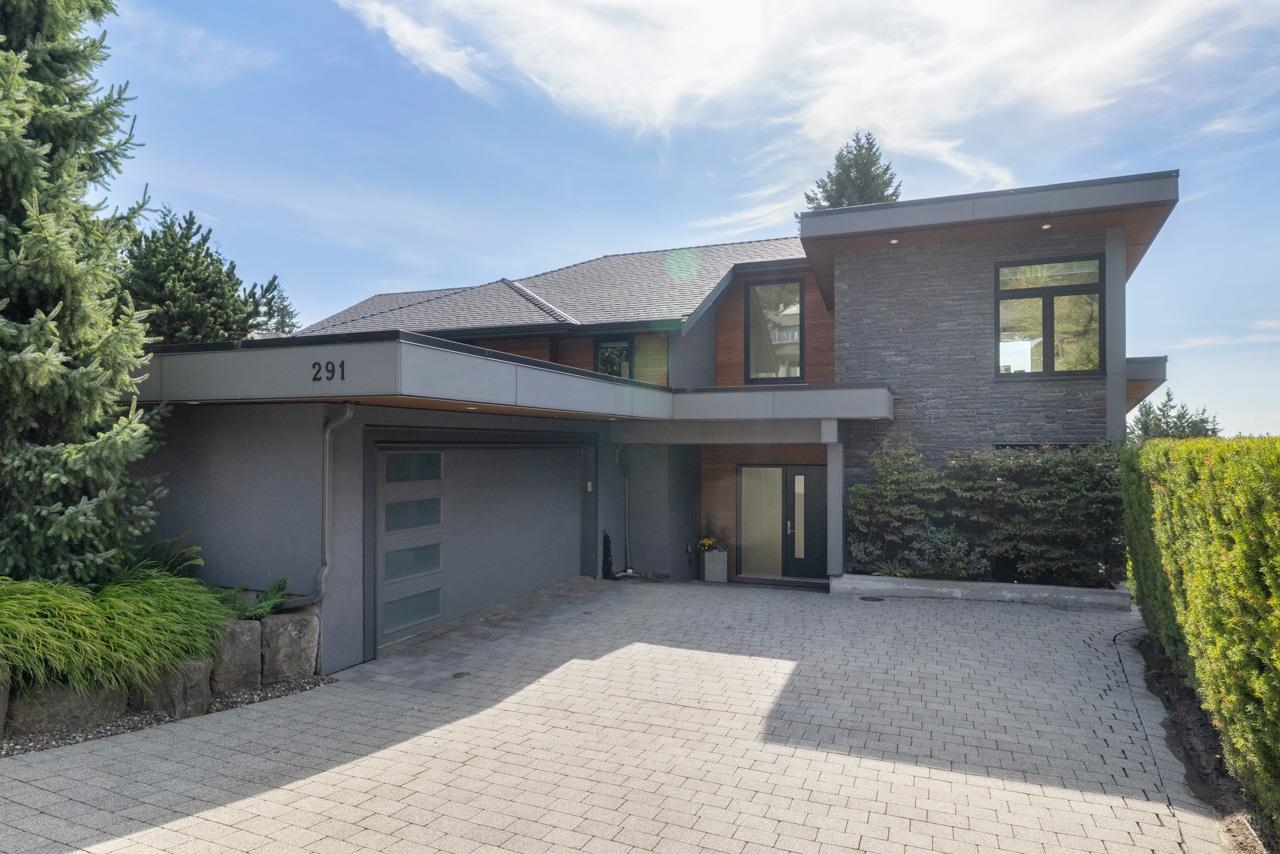 291 Monteray Avenue, North Vancouver, BC V7N 3E7