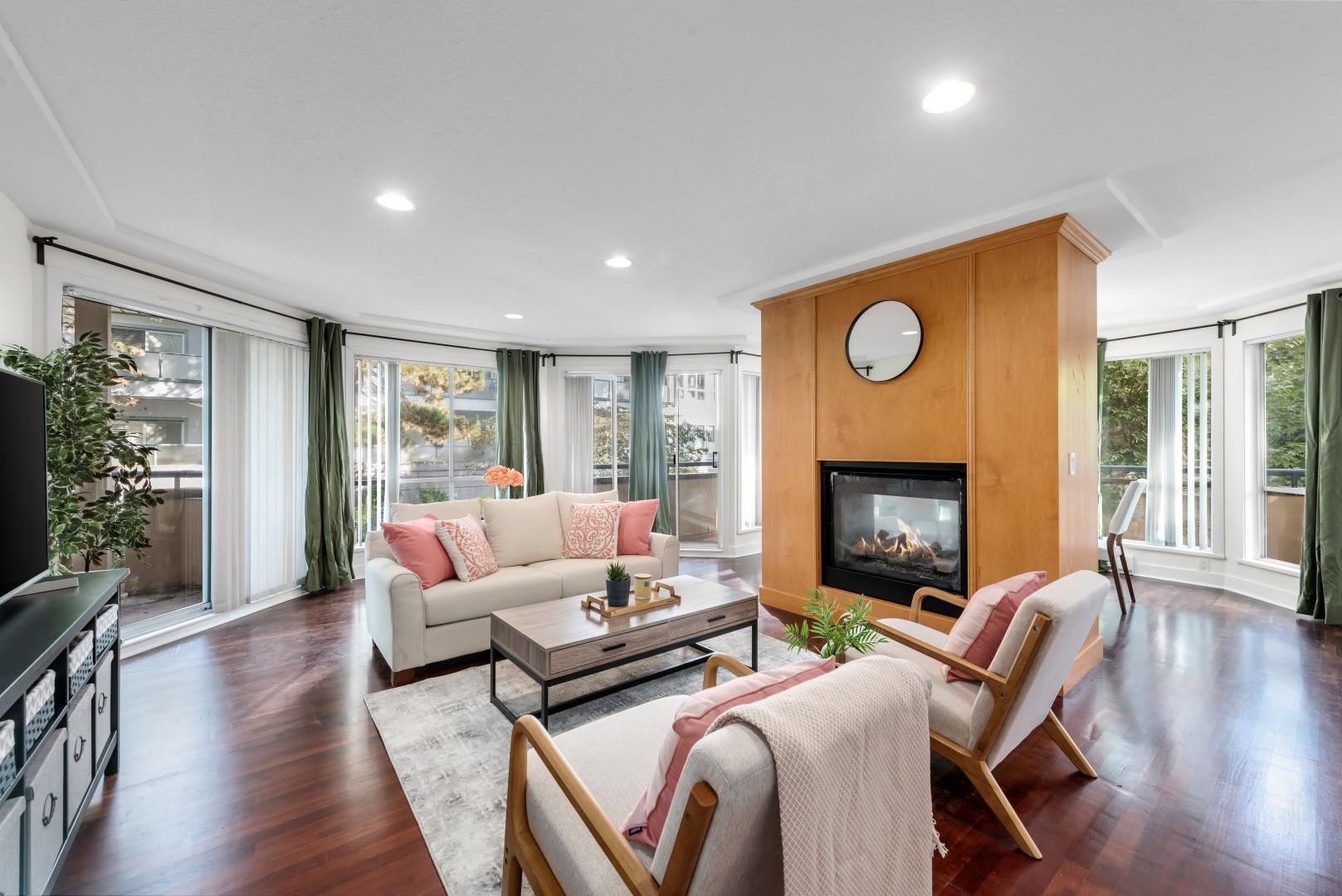 8600 Lansdowne Road #107, Richmond, BC V6X 3L6