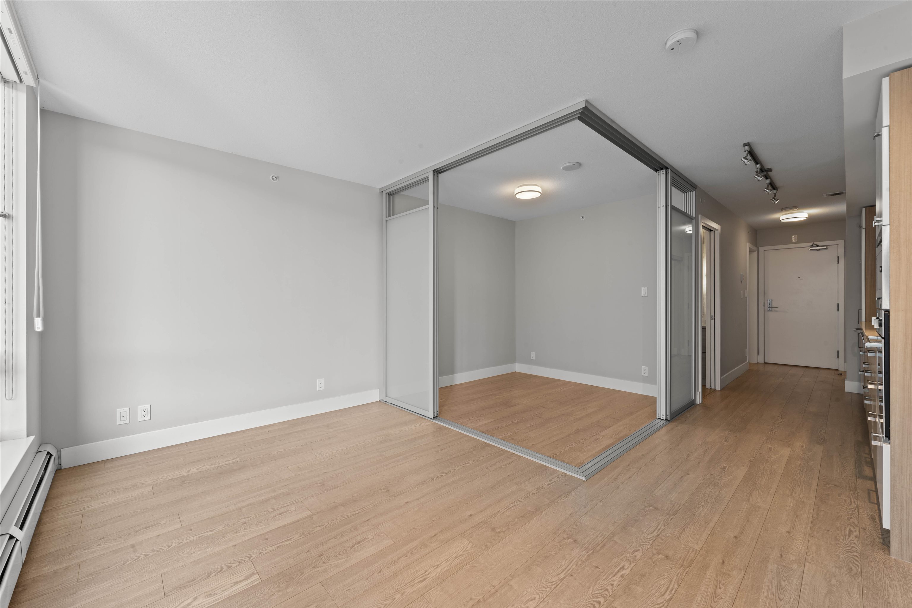 1783 Manitoba Street #516, Vancouver, BC V5Y 0K1