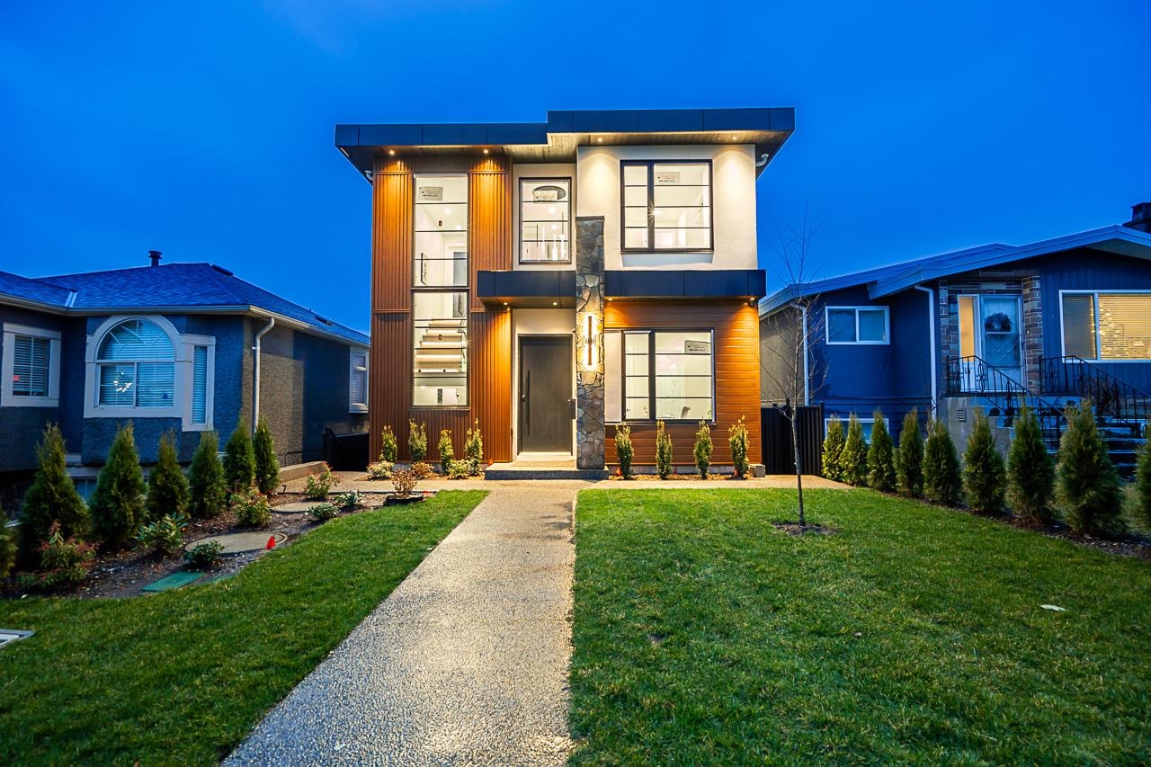 81 Grosvenor Avenue, Burnaby, BC V5B 3N7