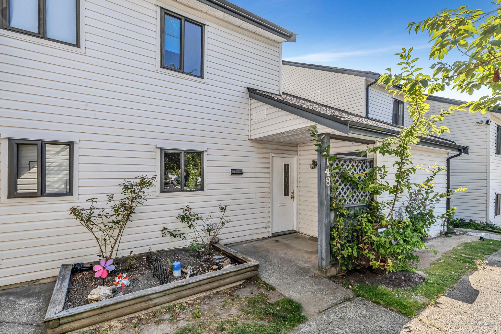 13758 67 Avenue #148, Surrey, BC V3W 6X6