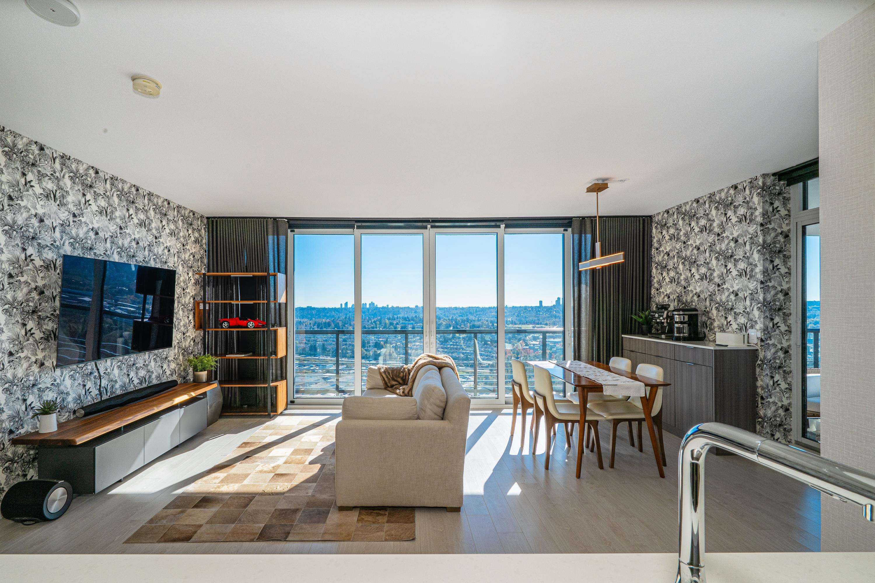 4720 Lougheed Hwy #3808, Burnaby, BC V5C 0M8