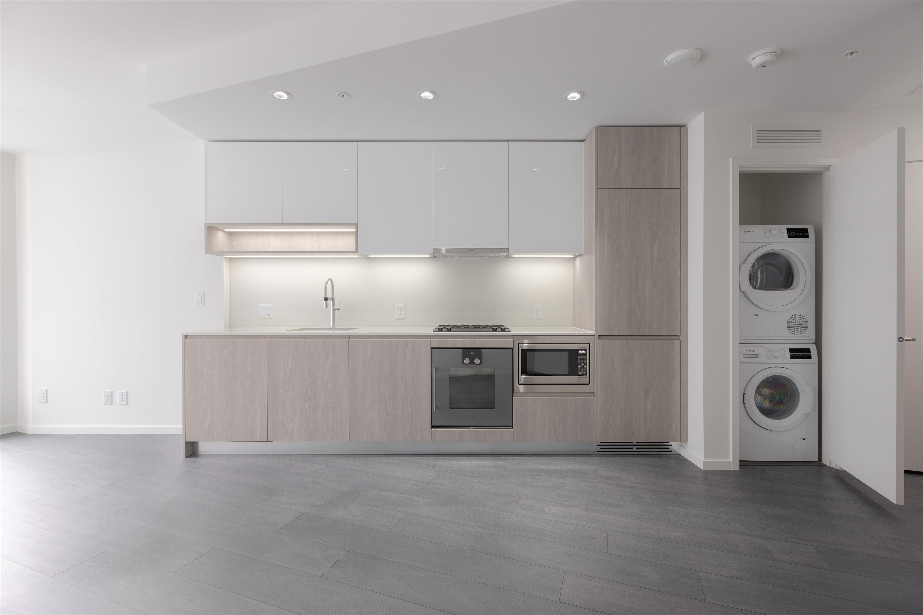 6500 Minoru Blvd #850, Richmond, BC V6Y 0N2