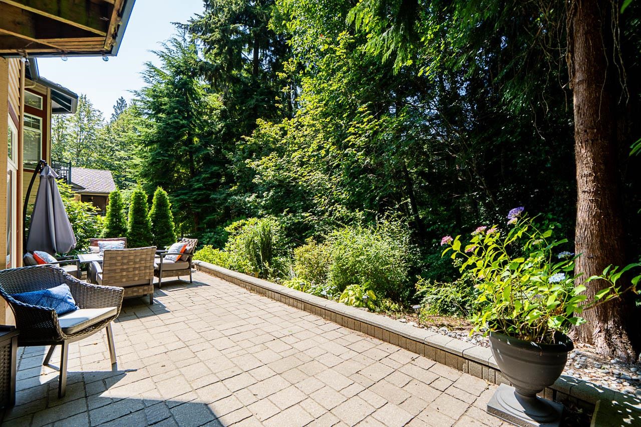 1158 Strathaven Drive, North Vancouver, BC V7H 2Z6