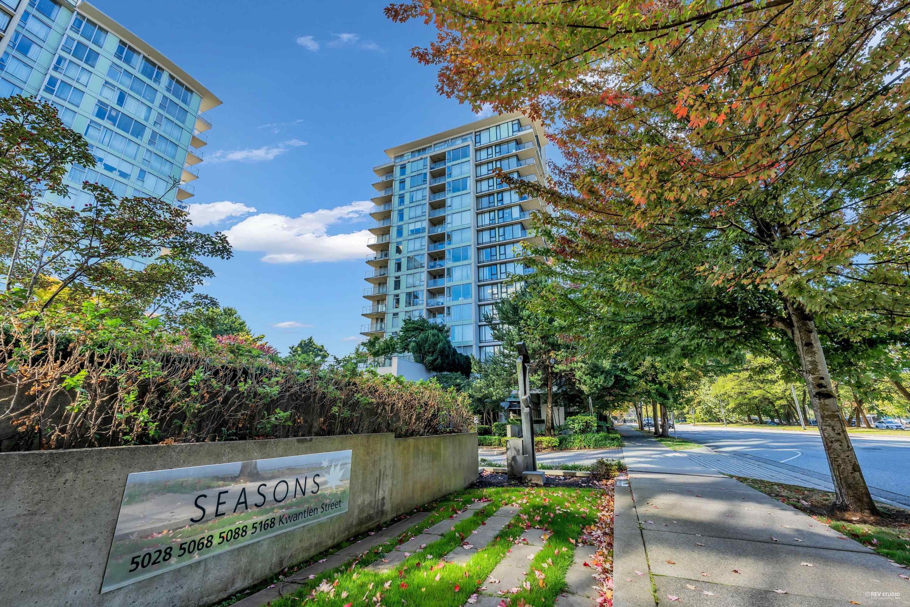 5088 Kwantlen Street #1905, Richmond, BC V6X 4K5
