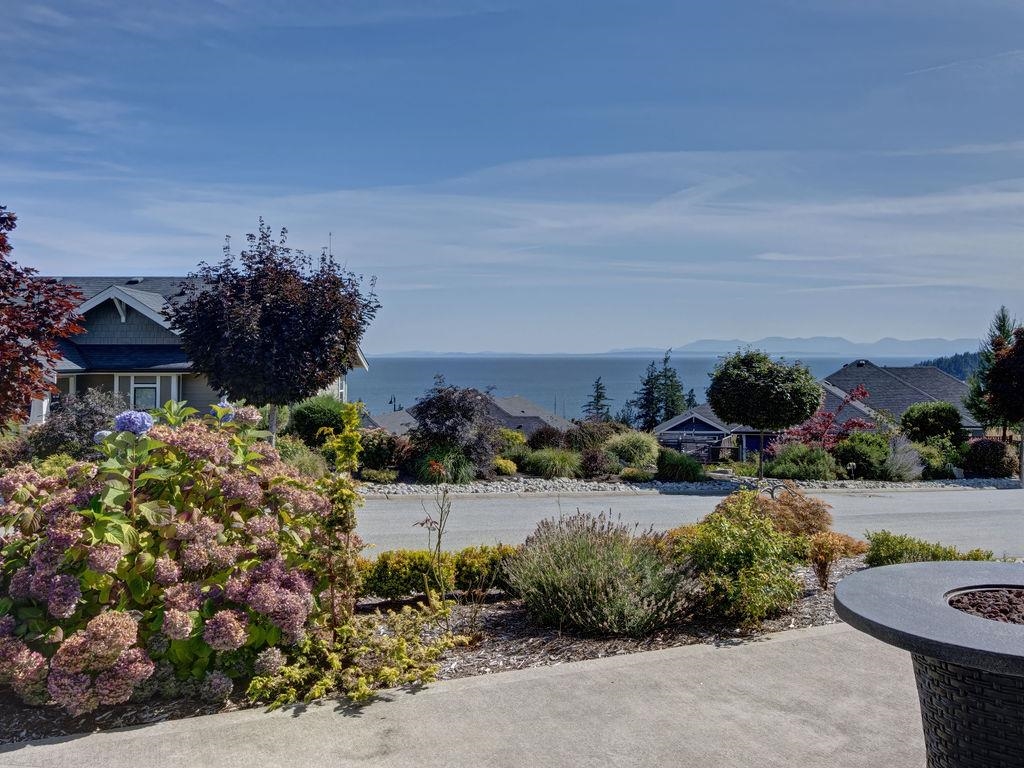 5537 Peregrine Cres, Sechelt, BC V7Z 0V5