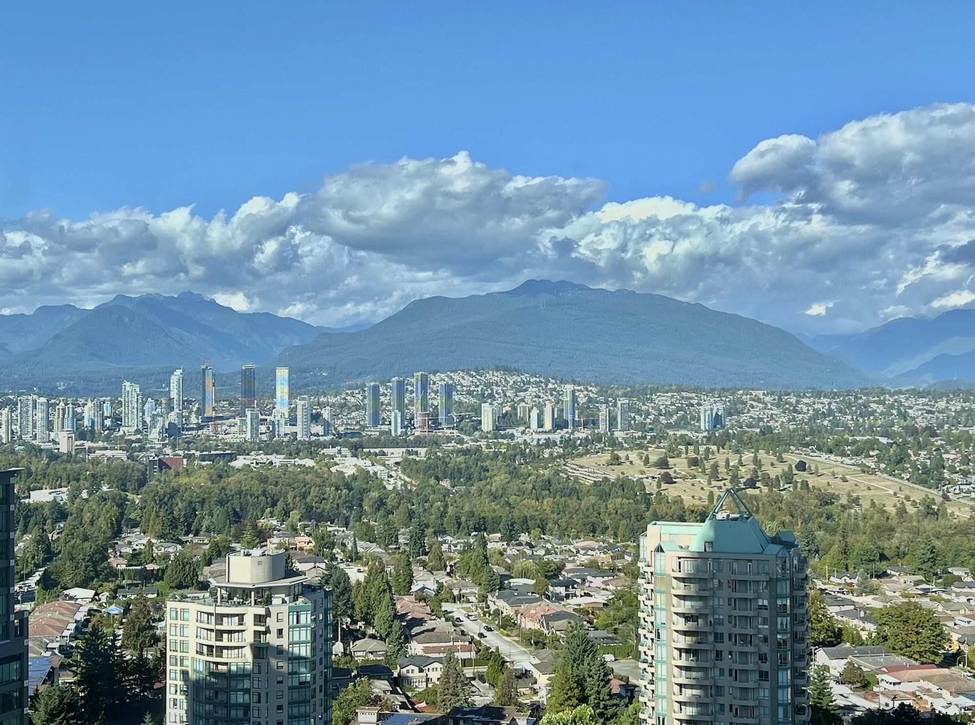 4670 Assembly Way #3010, Burnaby, BC V5H 0H3