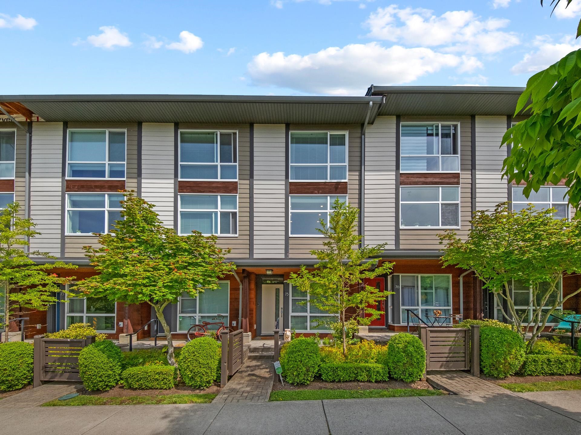 16222 23 A Avenue #75, Surrey, BC V3Z 6P4