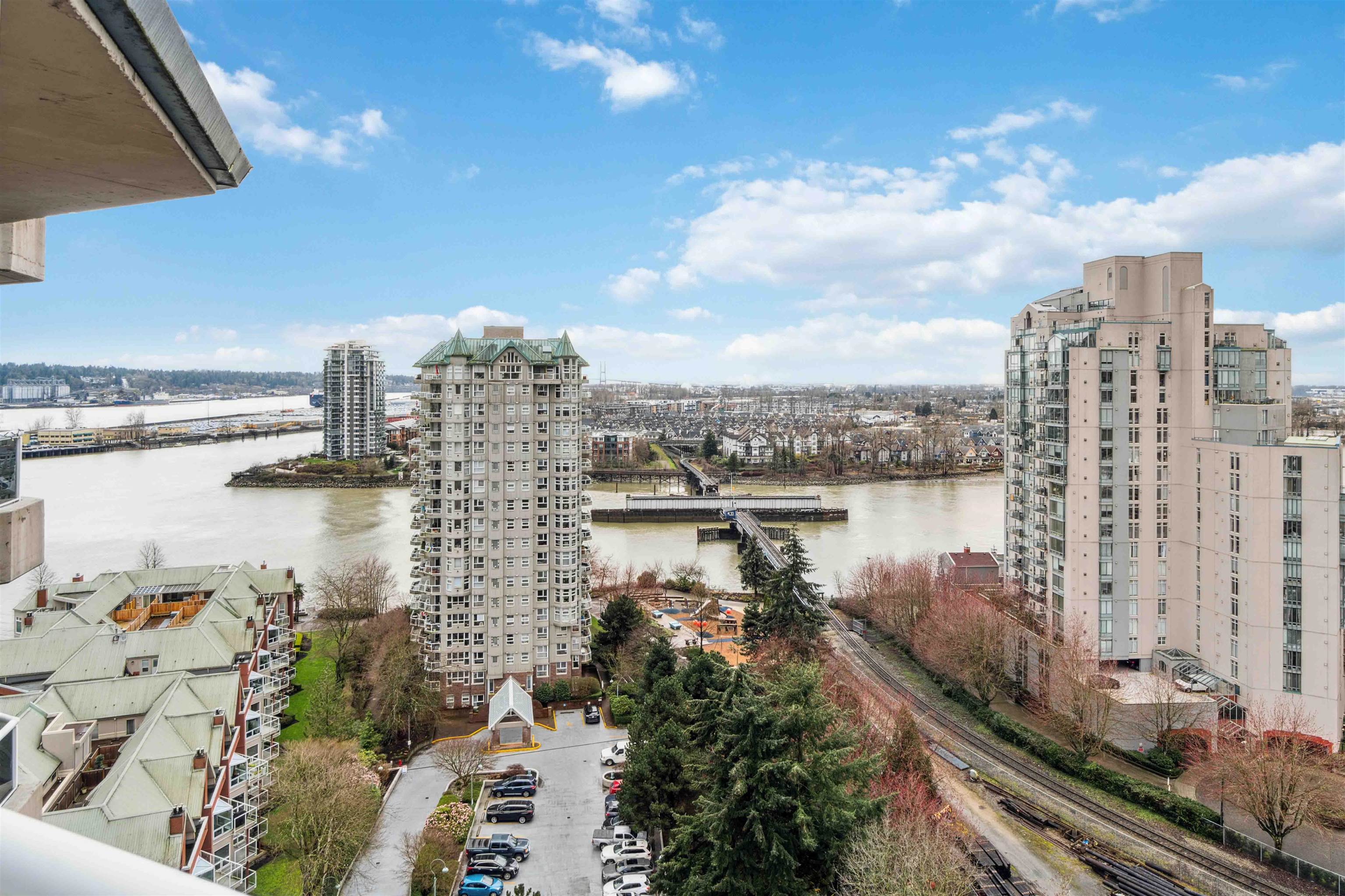 1245 Quayside Drive #1903, New Westminster, BC V3M 6J6