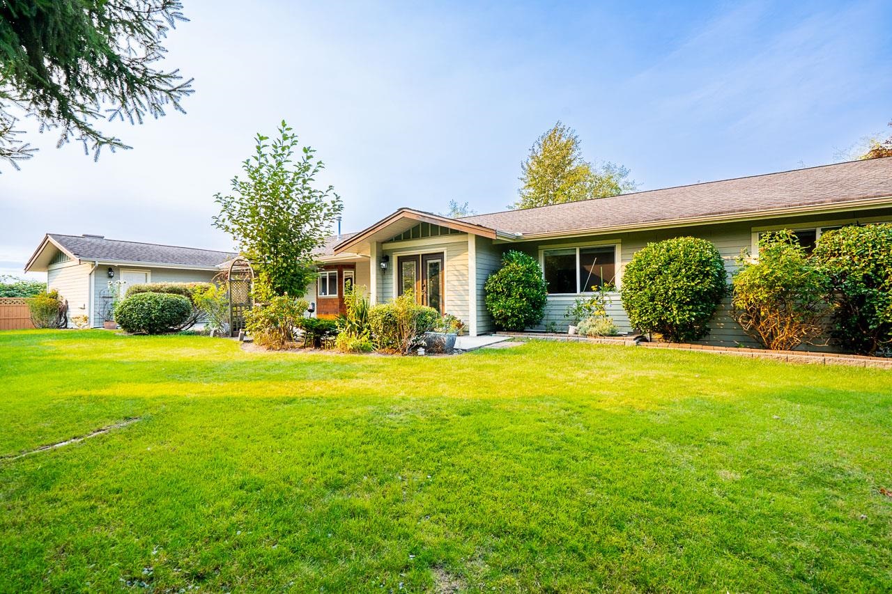122 Avenue, Maple Ridge, BC V4R 1N2