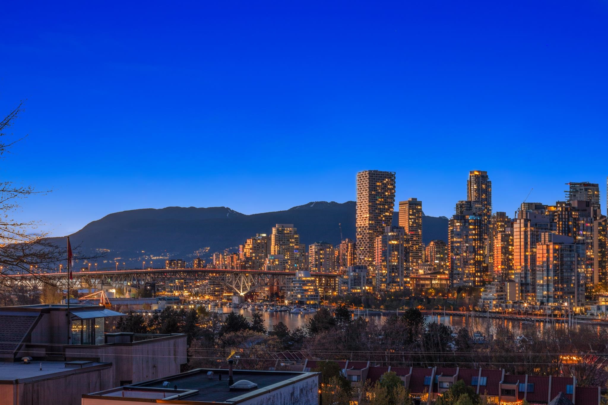 1038 West 7th Avenue #10, Vancouver, BC V6H 1B3