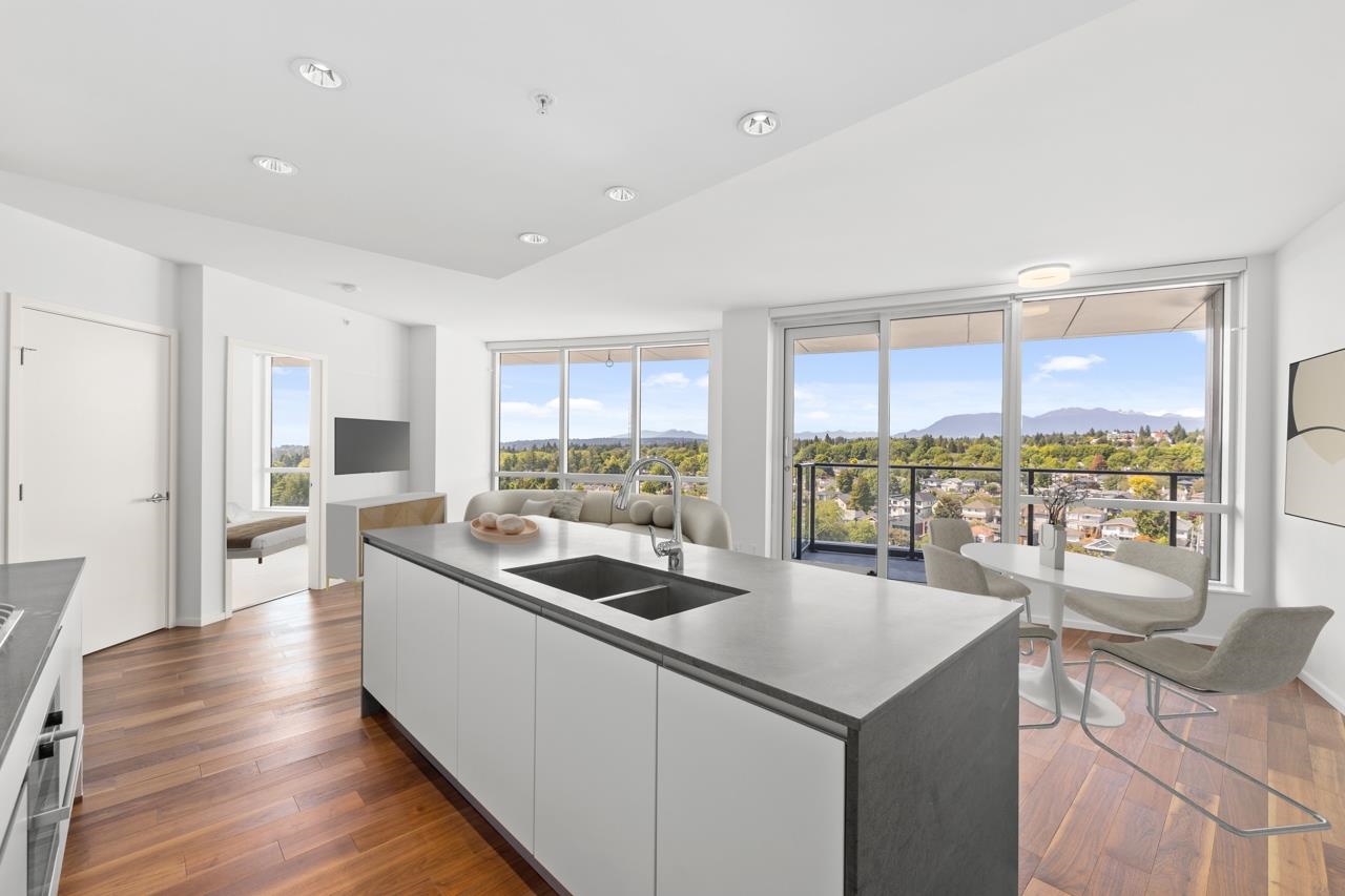 8555 Granville Street #1505, Vancouver, BC V6P 0C3