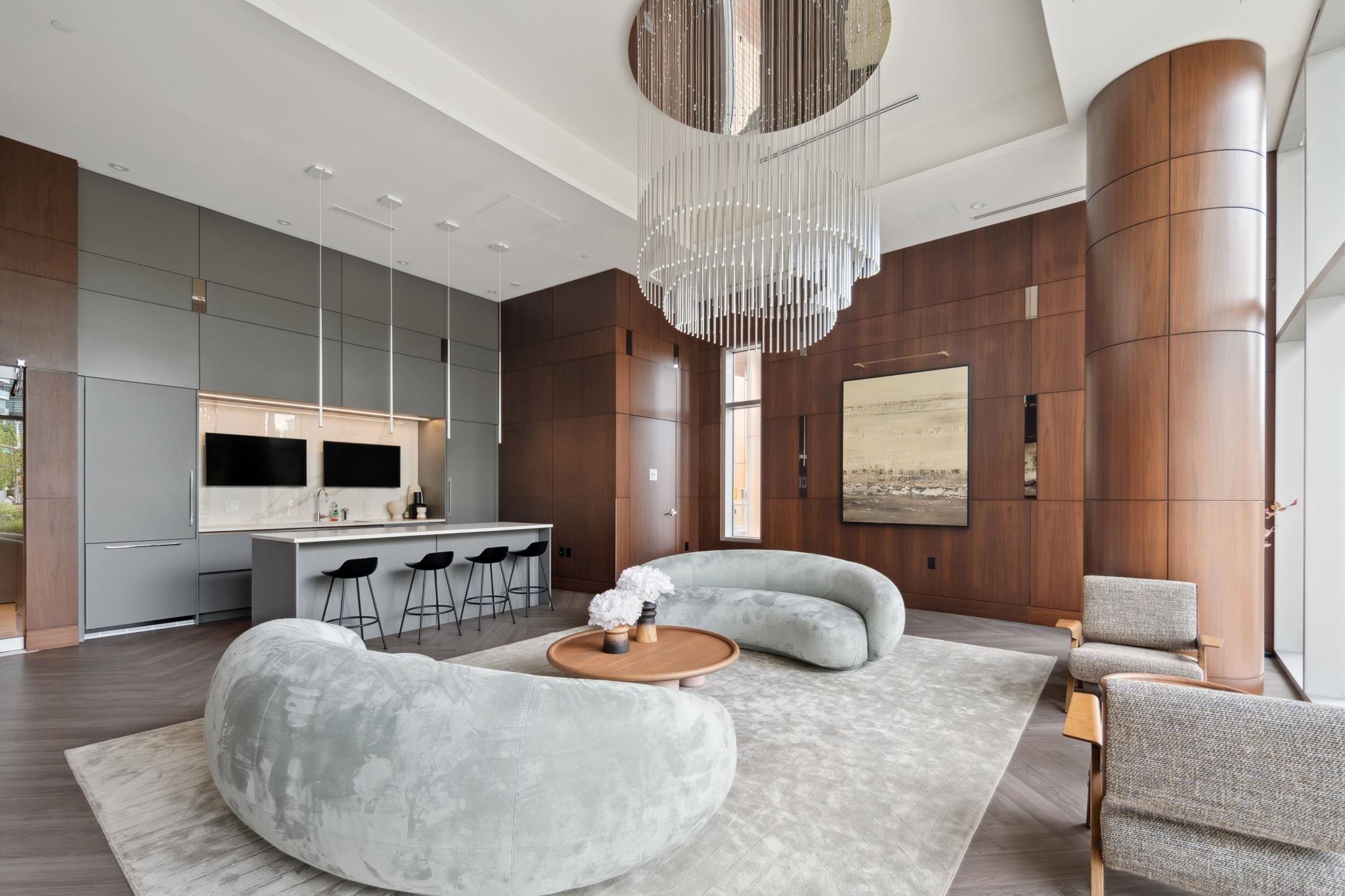 1768 Cook Street #1501, Vancouver, BC V5Y 0N3