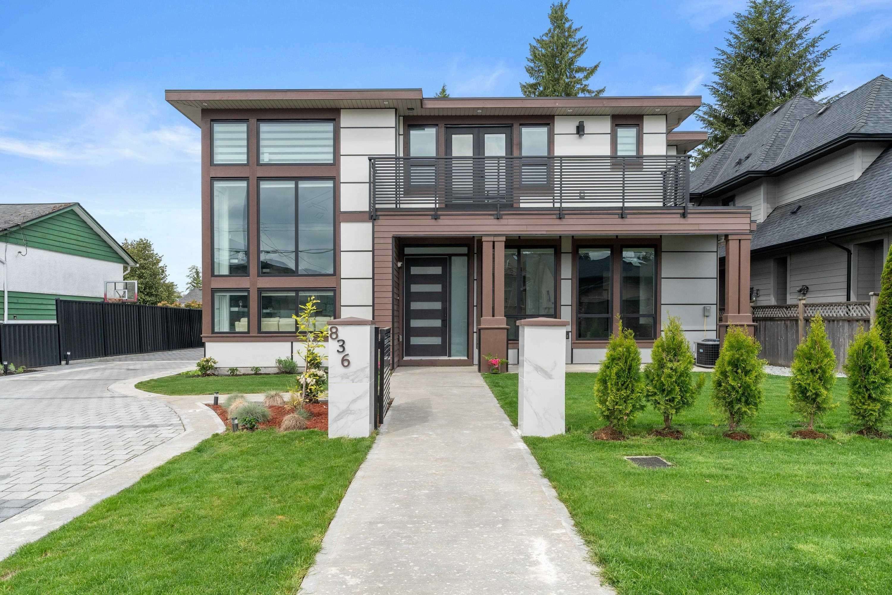 836 Macintosh Street, Coquitlam, BC V3J 4Z2