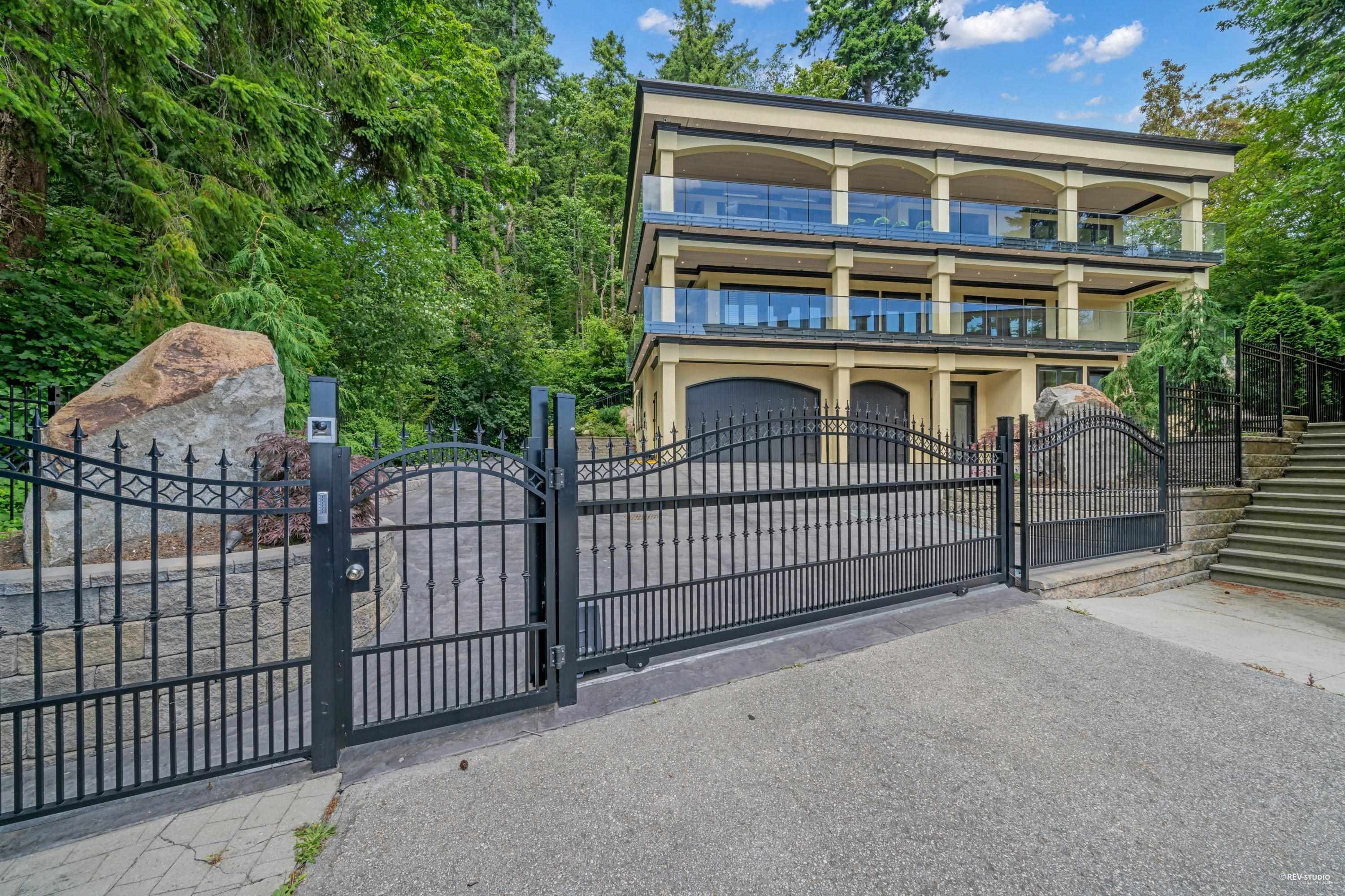 1349 Anderson Street, White Rock, BC V4B 3P4