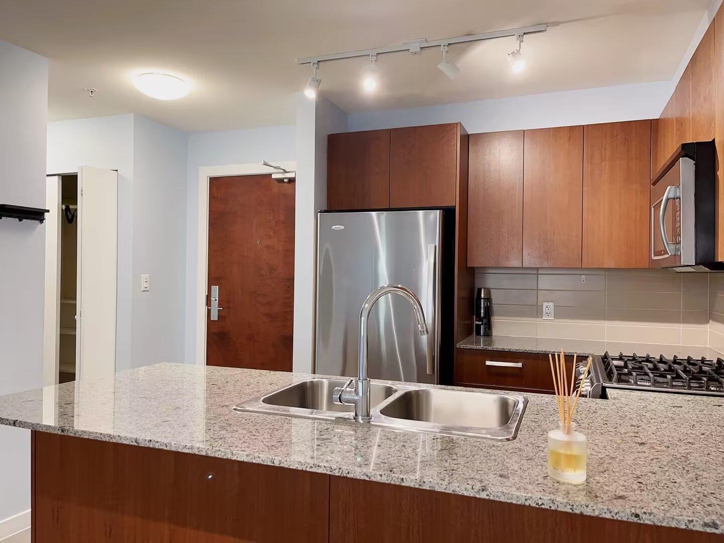 5665 Irmin Street #205, Burnaby, BC V5J 0C4