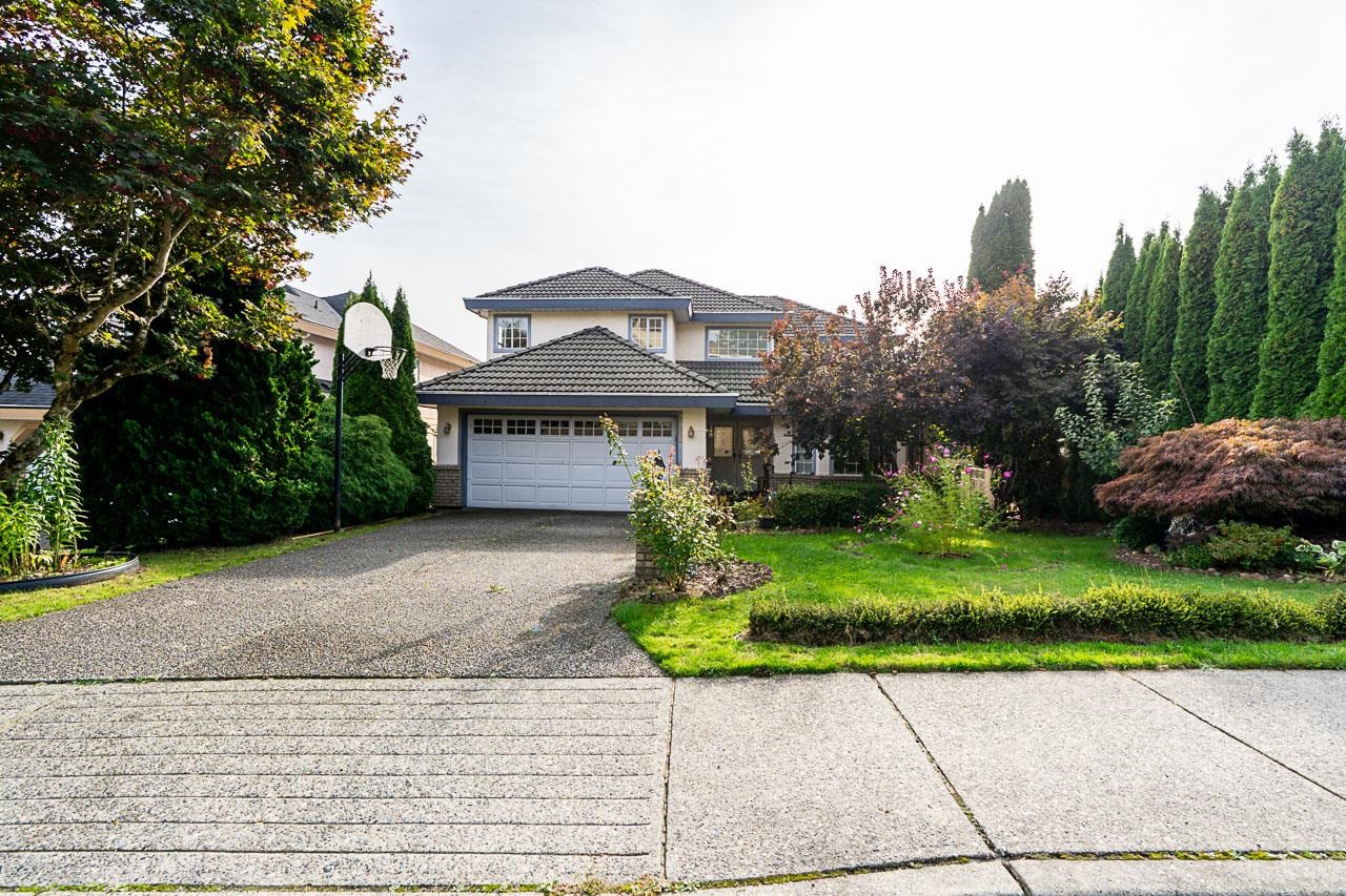 2980 Cliffrose Crescent, Coquitlam, BC V3E 2T2