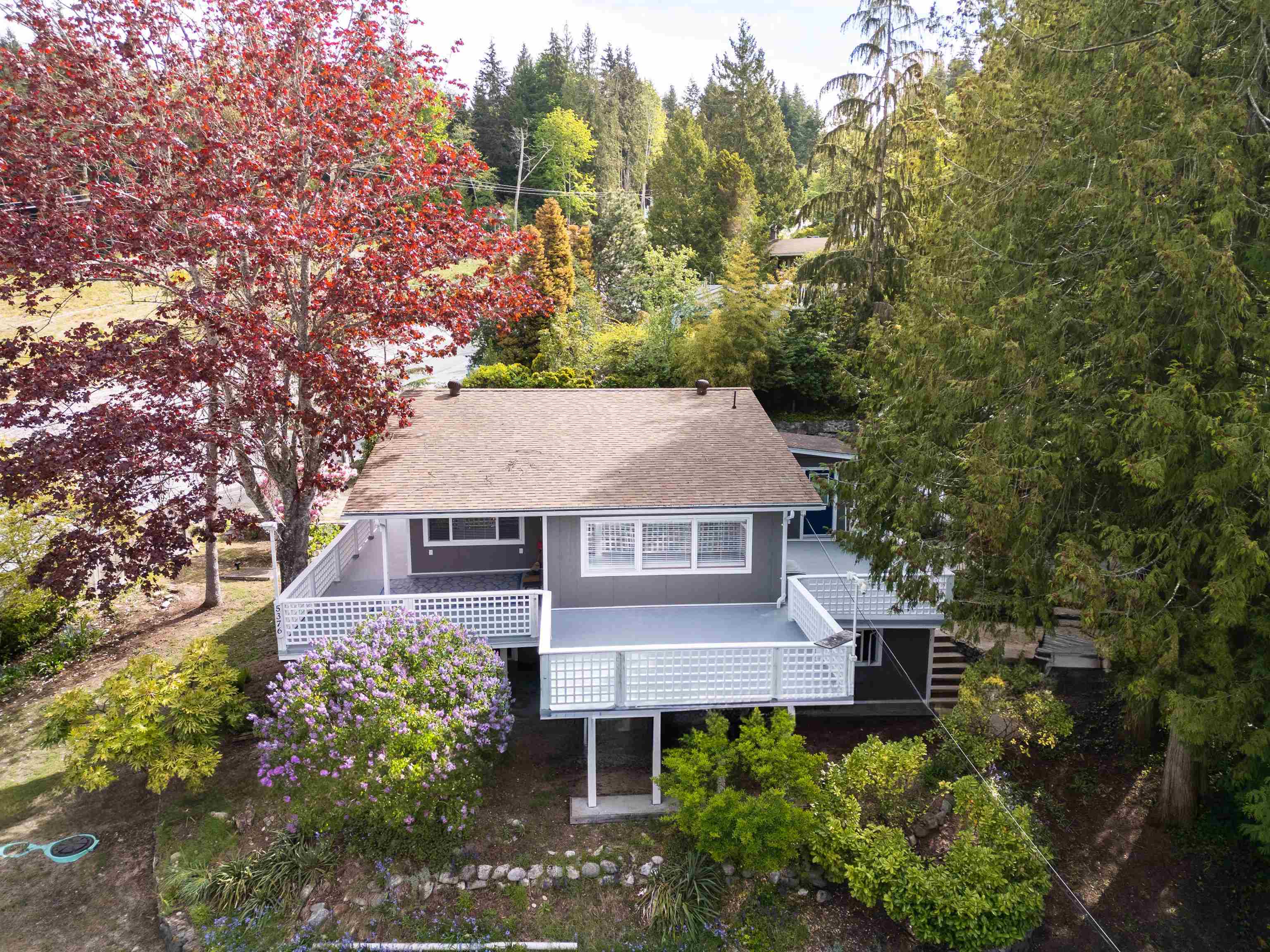 5376 Benner Road, Sechelt, BC V0N 3A2