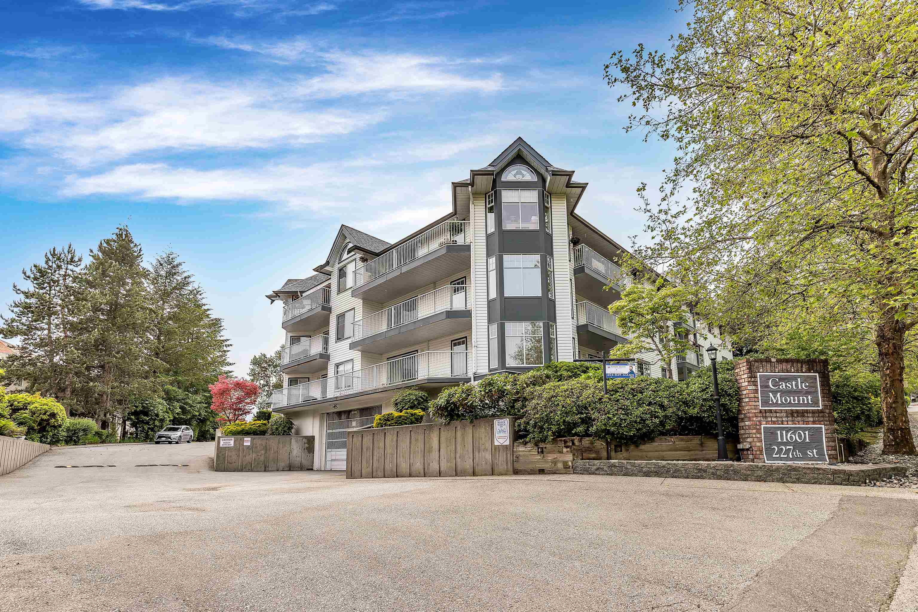 11601 227 Street #303, Maple Ridge, BC V2X 0J7