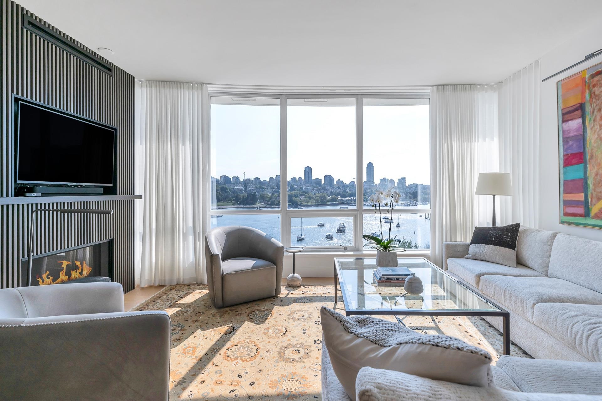 1328 Marinaside Crescent #801, Vancouver, BC V6Z 3B3