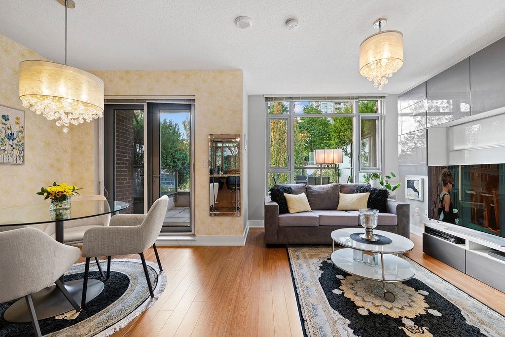 1155 The High Street #306, Coquitlam, BC V3B 7W4