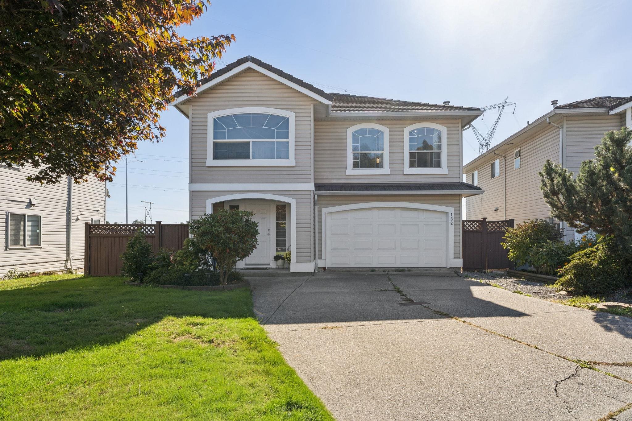 132 San Juan Place, Coquitlam, BC V3K 6Y8