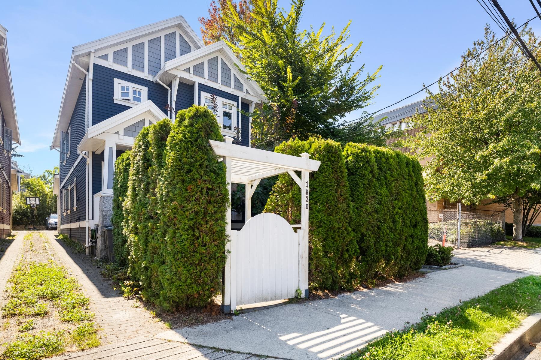 1930 Turner Street, Vancouver, BC V5L 2A1