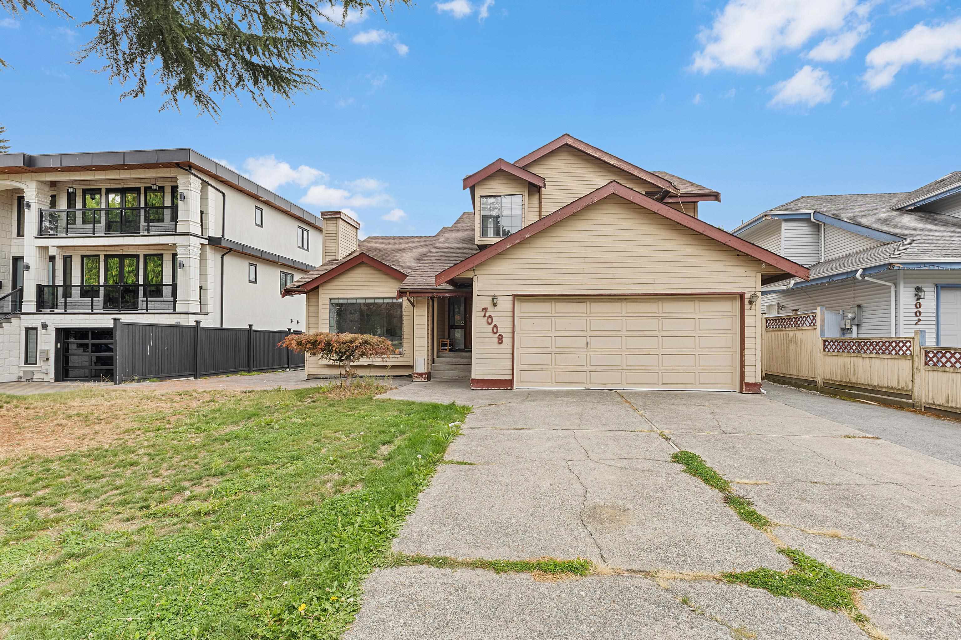 129a Street, Surrey, BC V3W 7B2