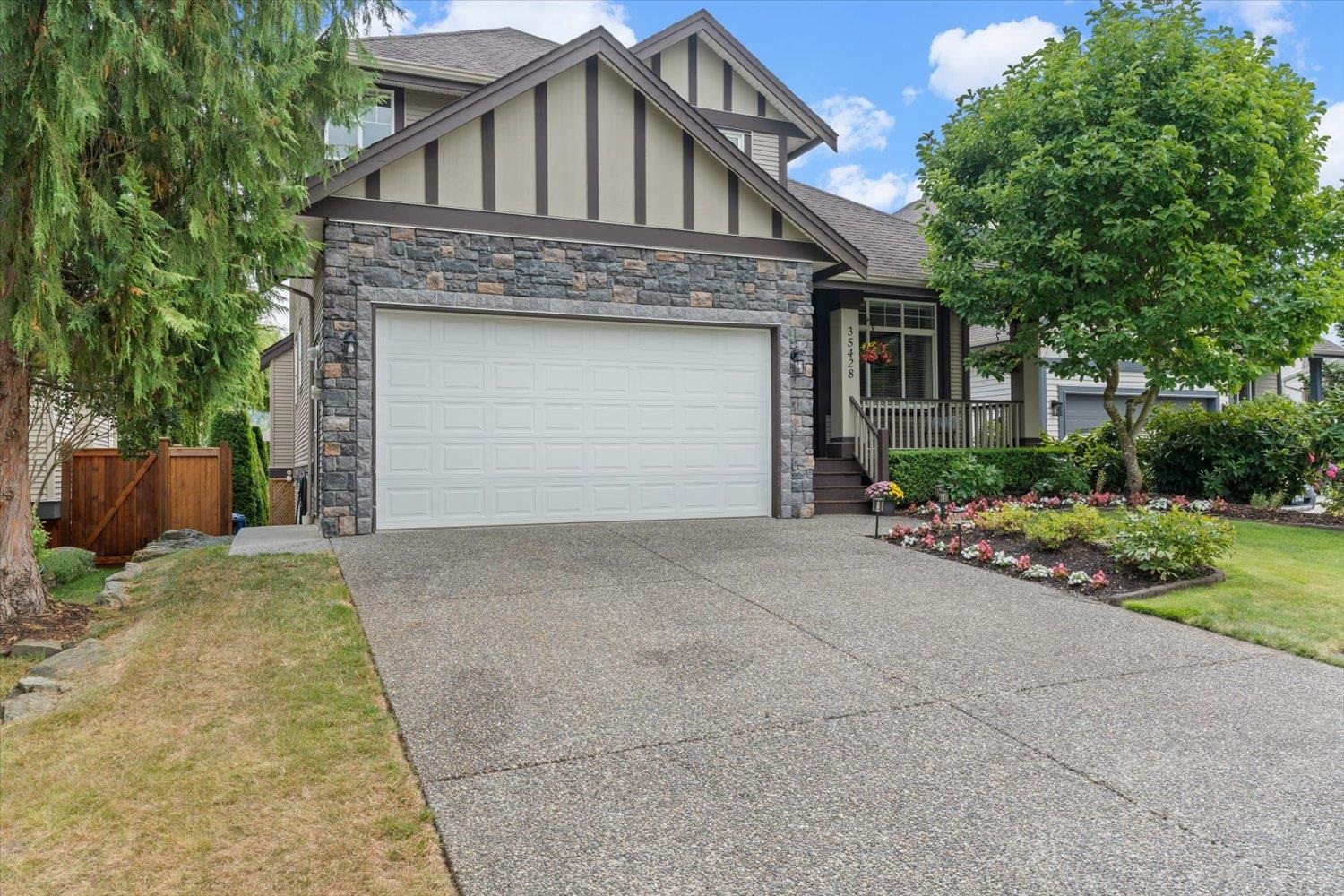 35428 Nakiska Court, Abbotsford, BC V3G 1J6