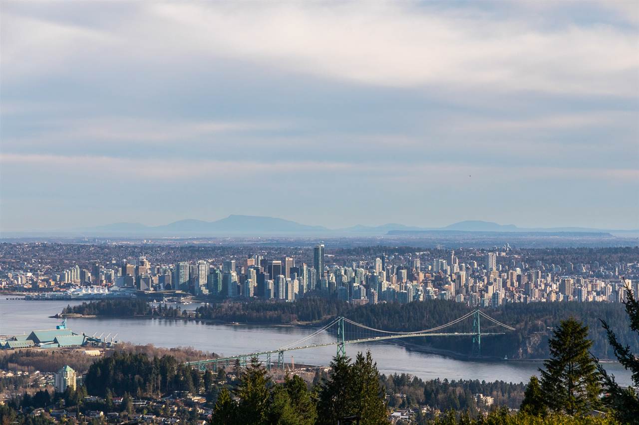 1565 Vinson Creek Road, West Vancouver, BC V7S 2Y4