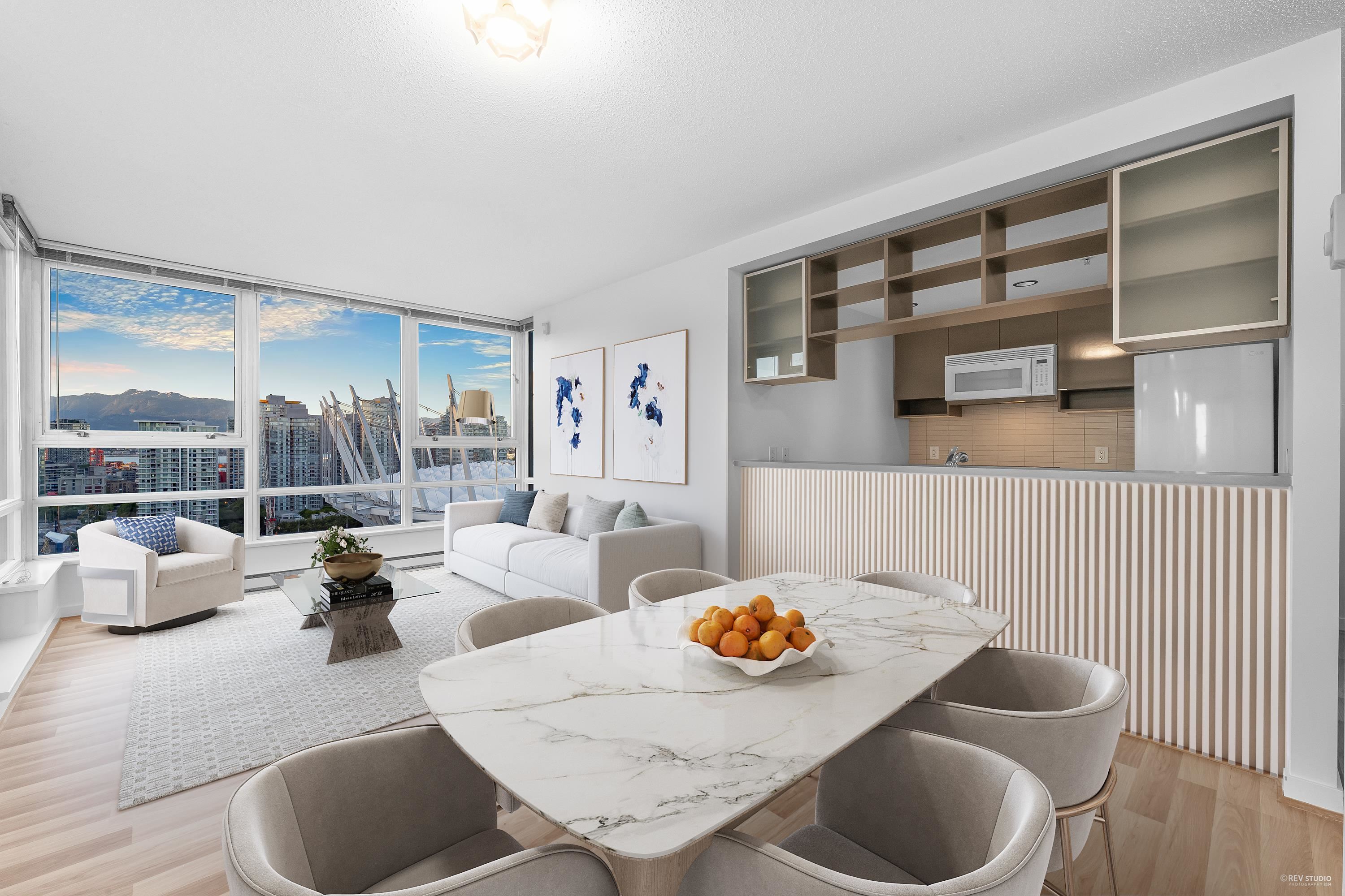928 Beatty Street ##3703, Vancouver, BC V6Z 3G6