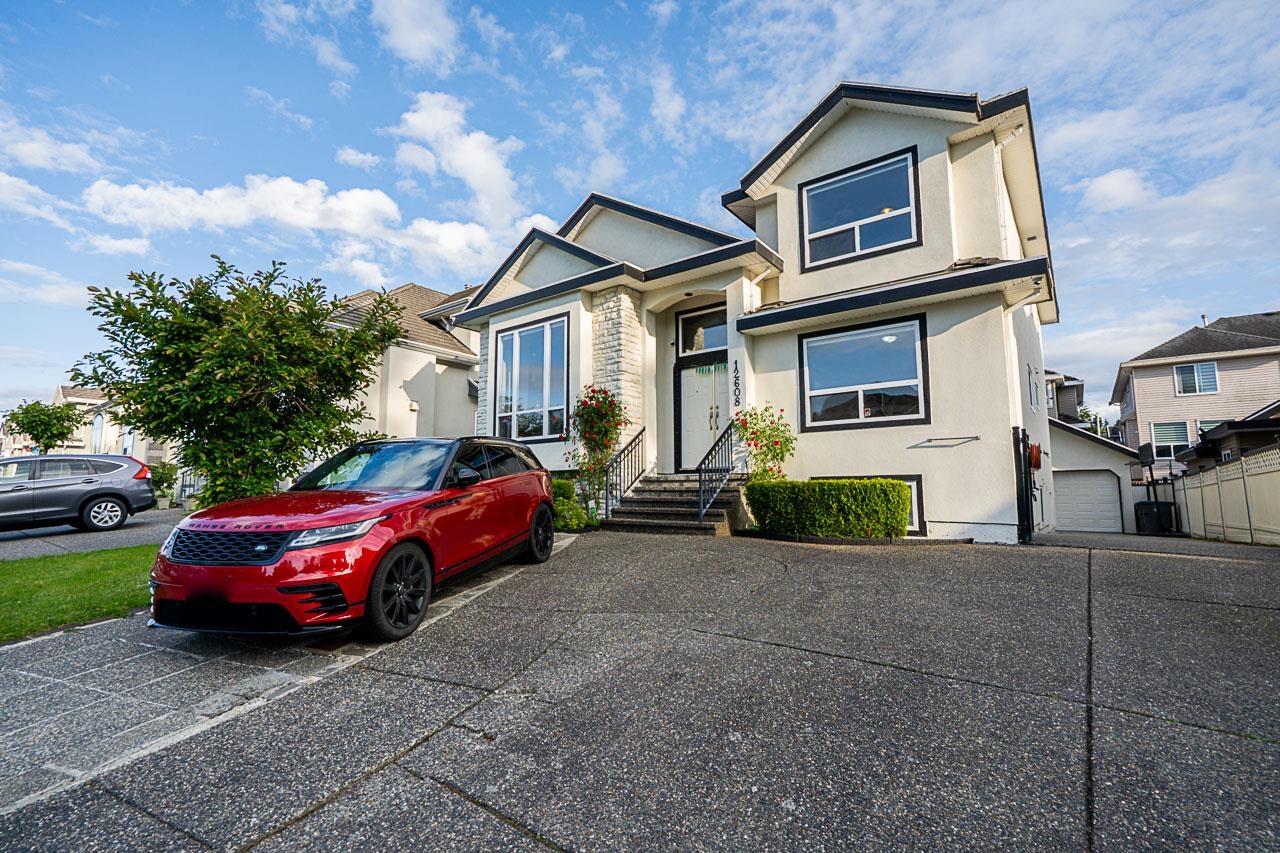 67a Avenue, Surrey, BC V3W 1G3
