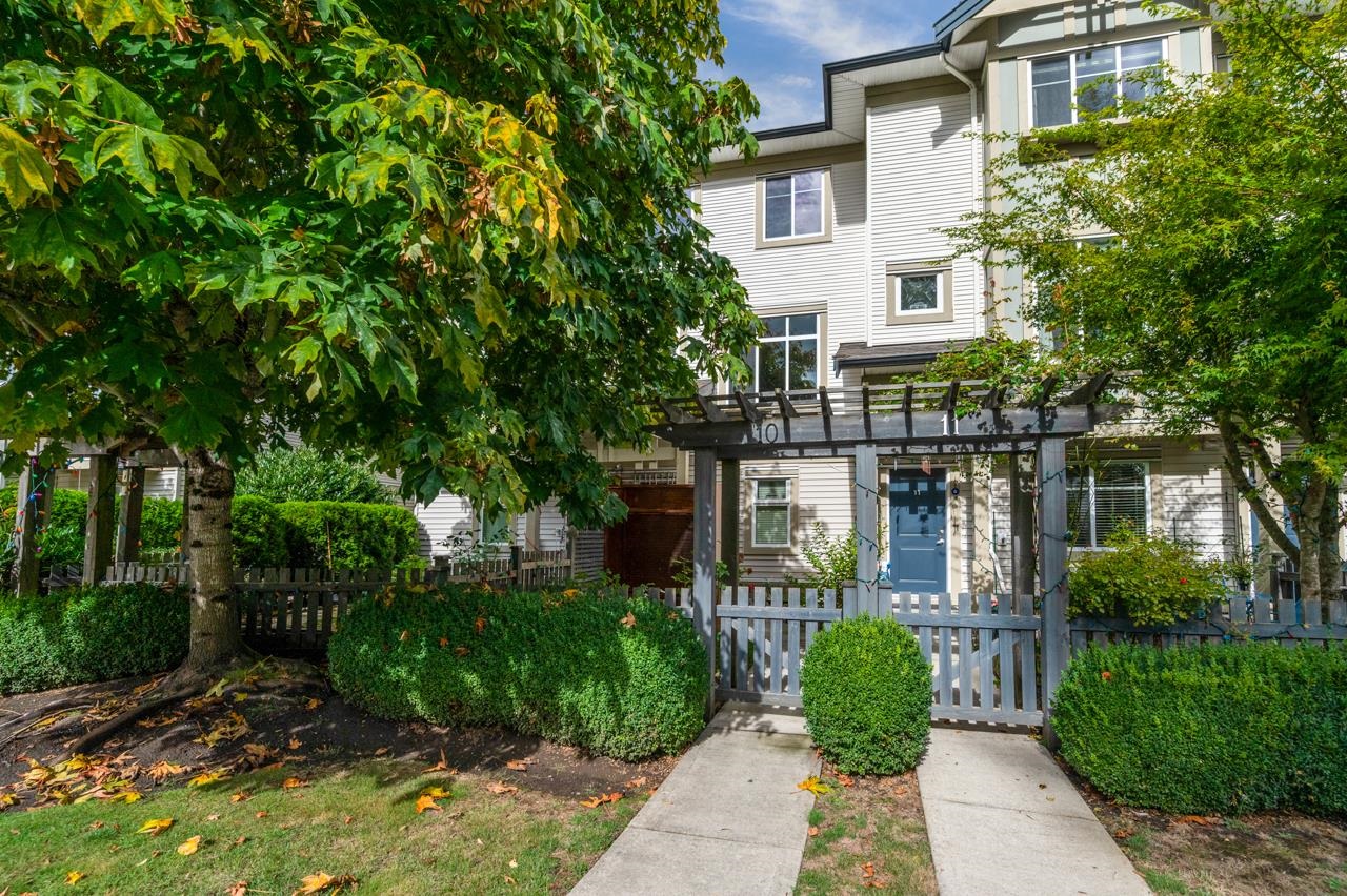 8418 163 Street #10, Surrey, BC V4N 6K8