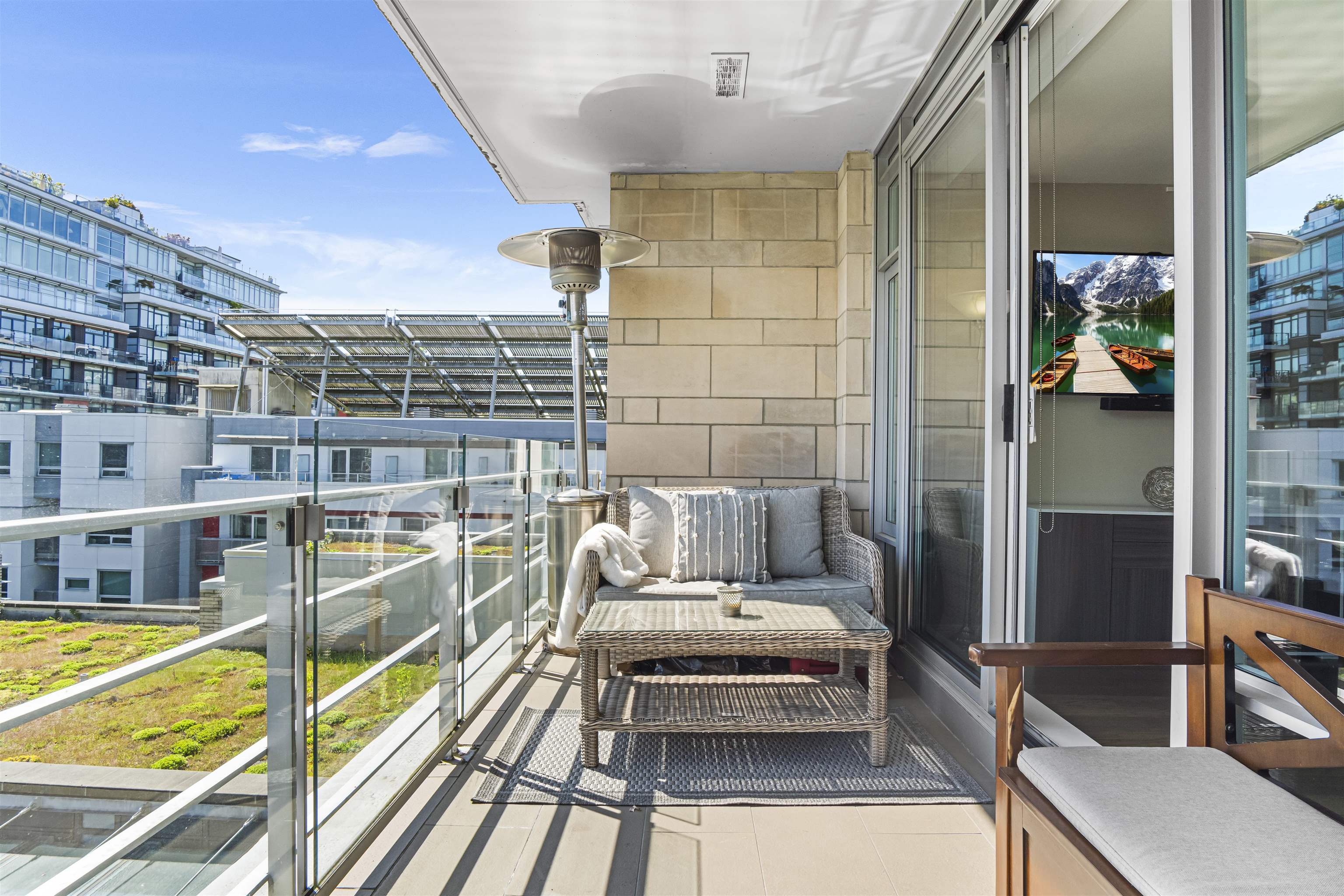 77 Walter Hardwick Avenue #709, Vancouver, BC V5Y 0C6