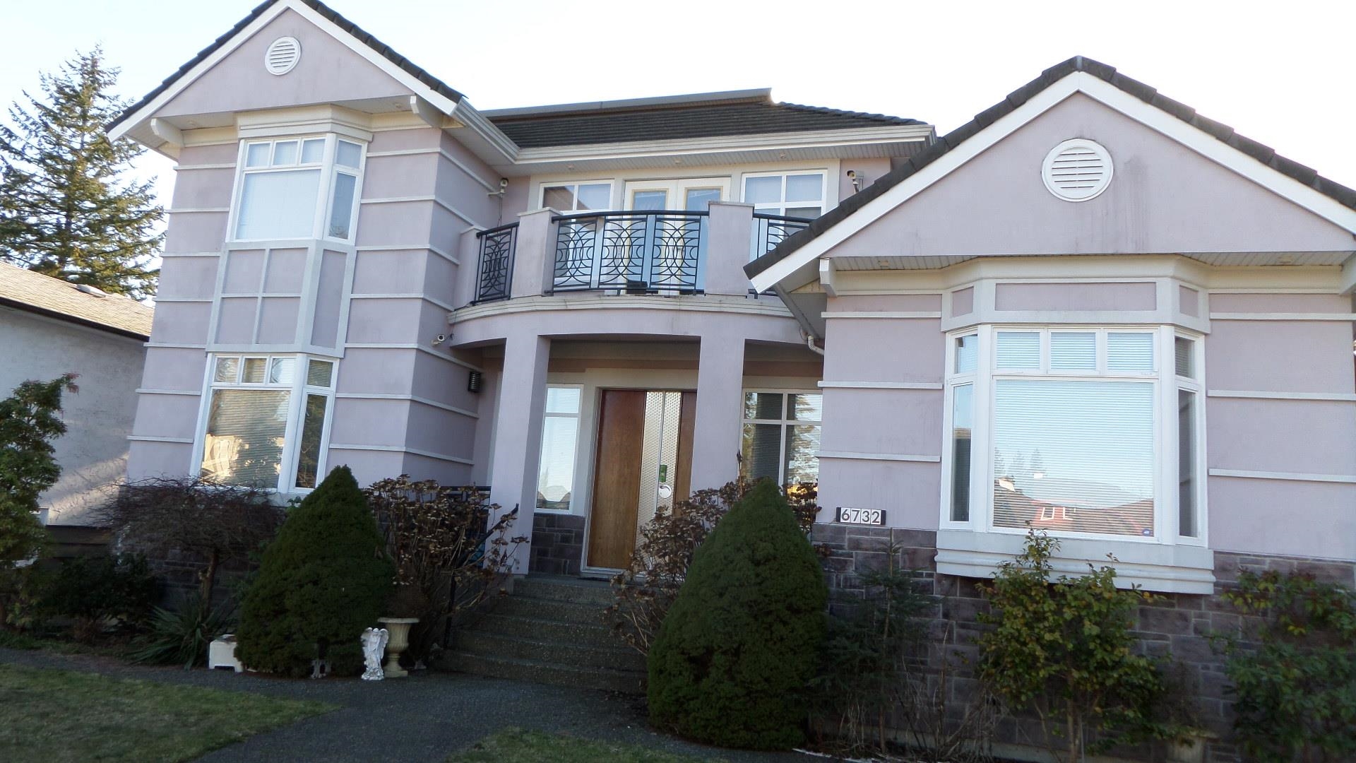 6732 Burns Street, Burnaby, BC V5E 1T4