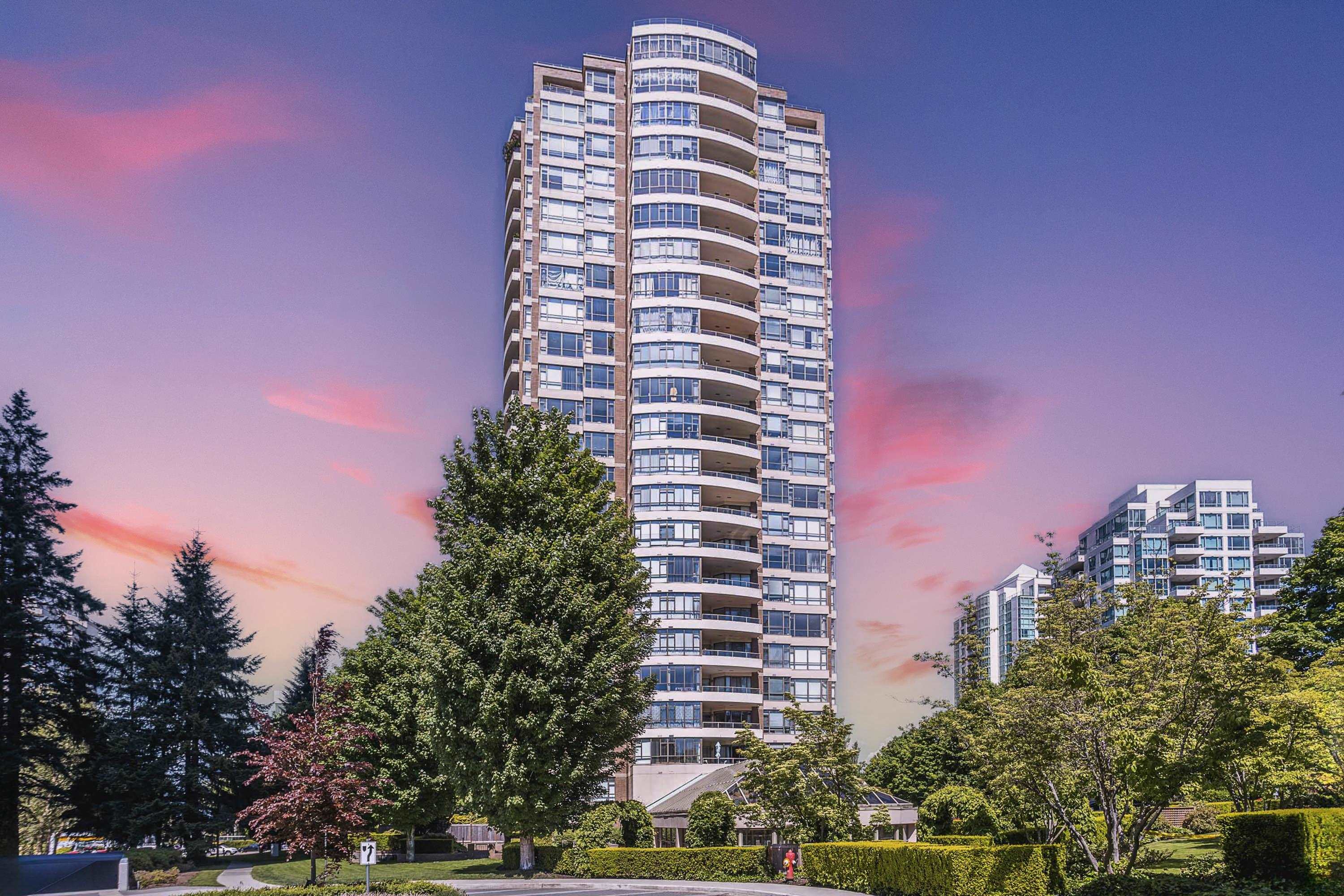 5885 Olive Avenue #702, Burnaby, BC V5H 4N8